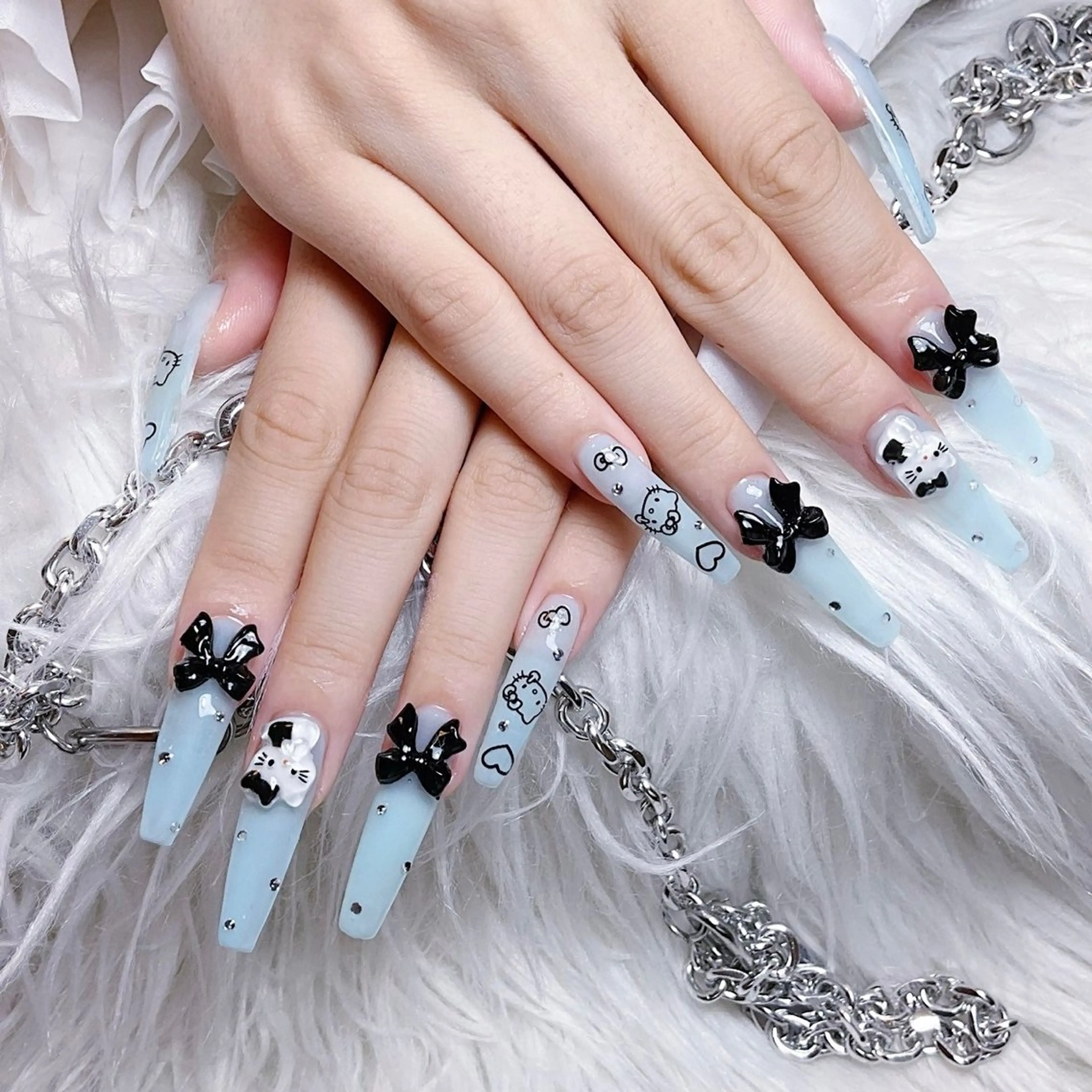 ネイル ハンドネイル ☁️Yun nail KiKi☁️のネイルデザイン