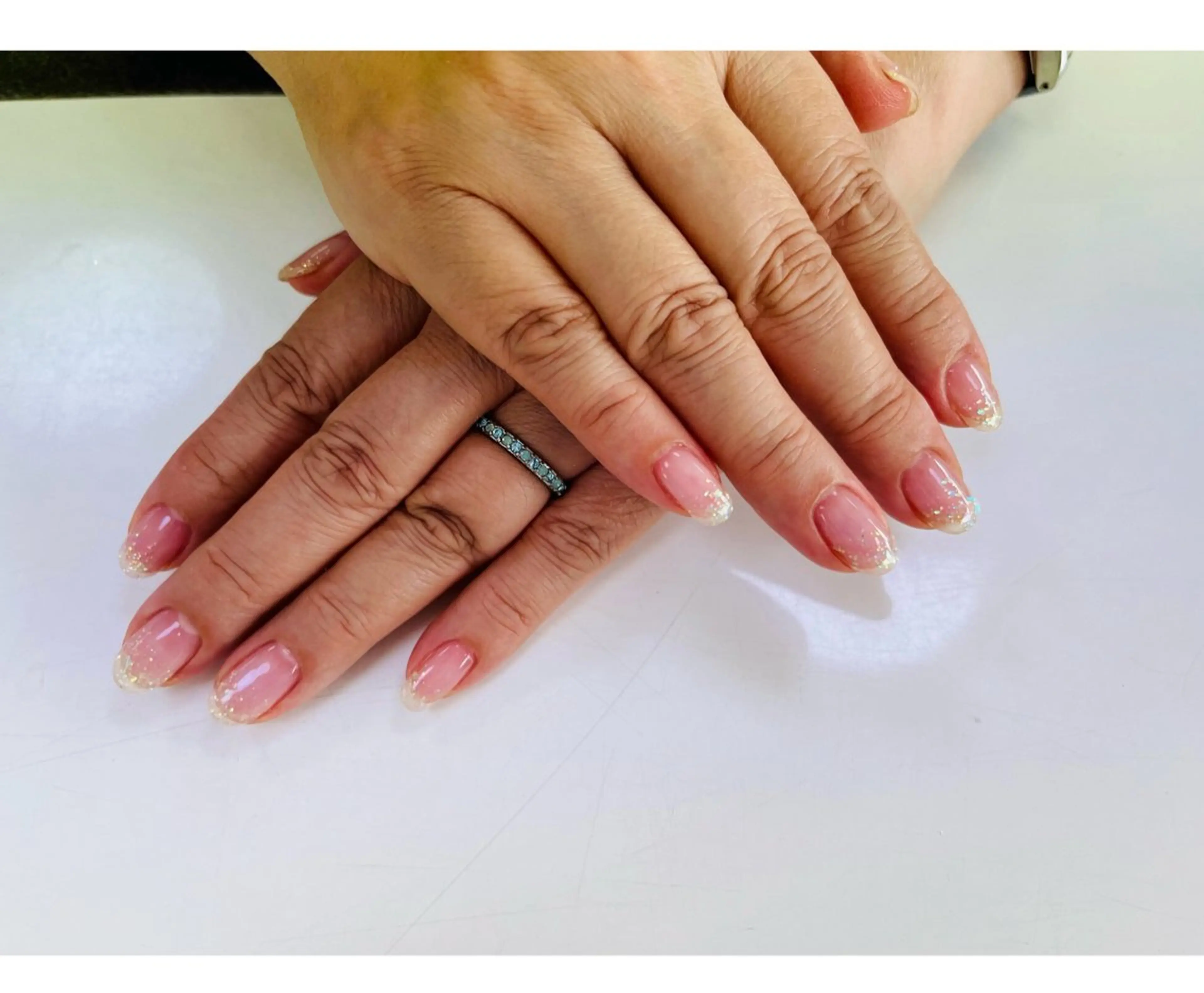 ネイル フットネイル フレンチネイル ジェルネイル ガラスフレンチ グラデーション ハンドネイル 二見 晴香のネイルデザイン