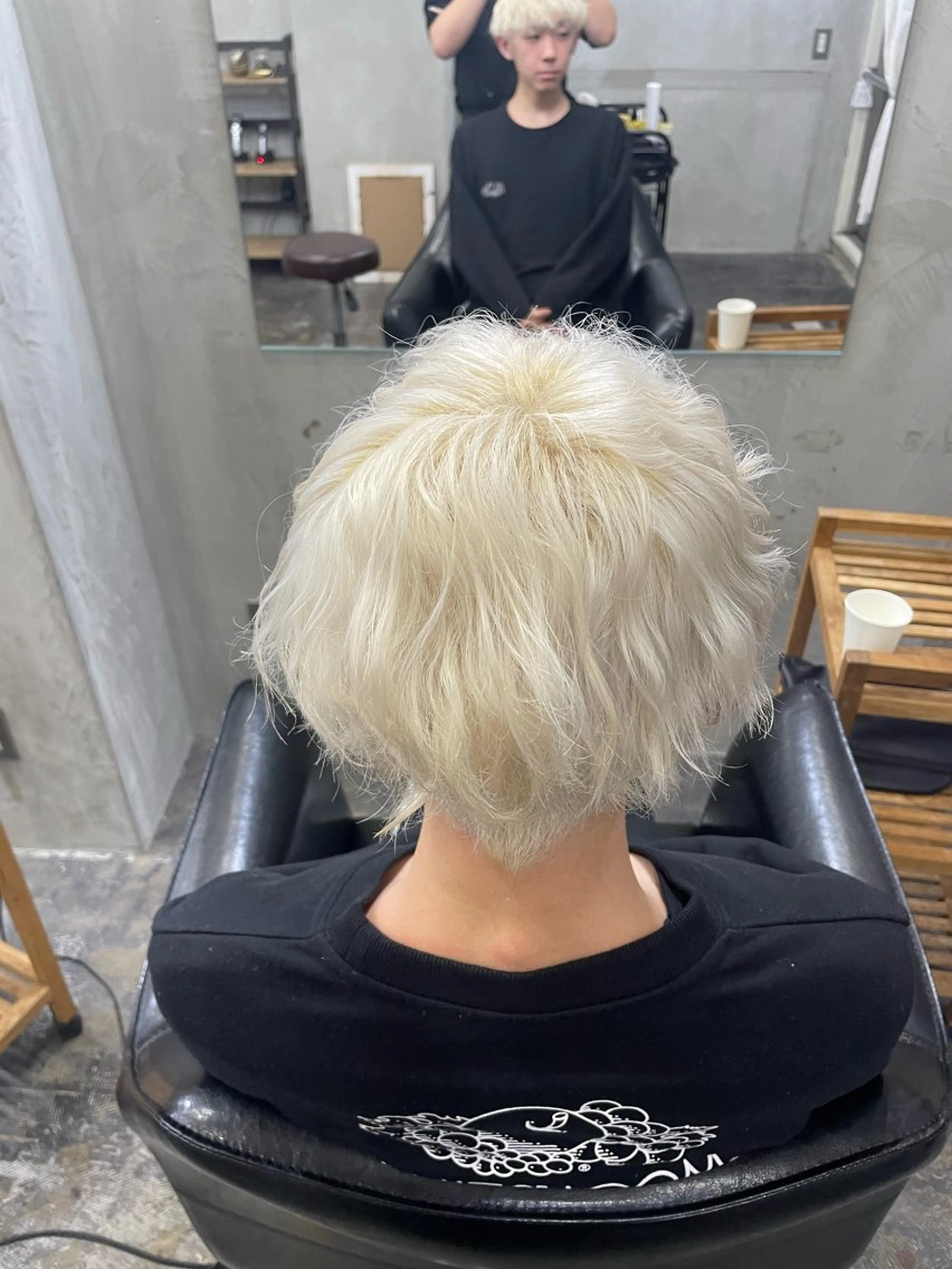 メンズ メンズブリーチ MaisonHALU さくらのヘアスタイル