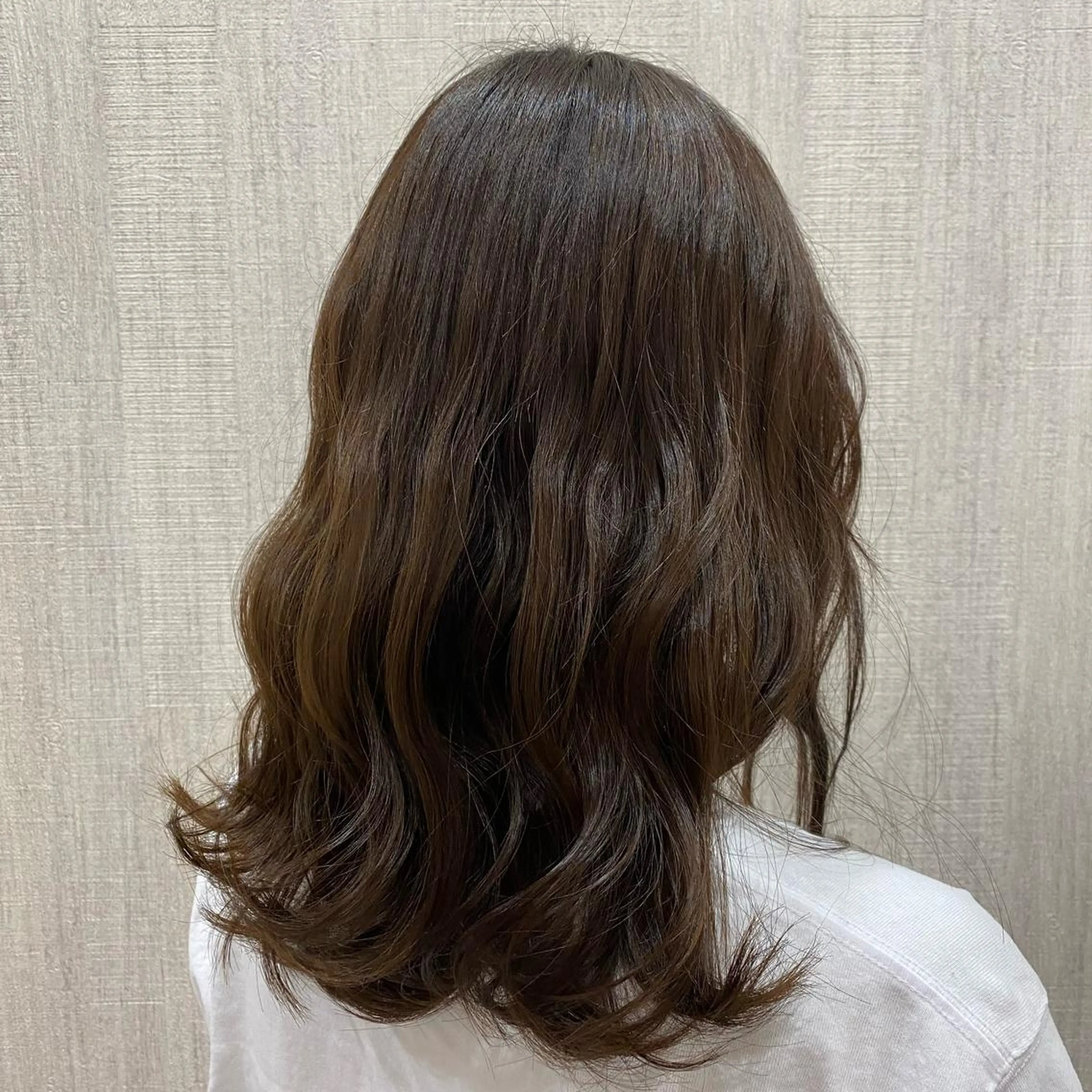 ミディアム カラー 🫧透け感⋆艶髪💎 山口アヤカのヘアスタイル
