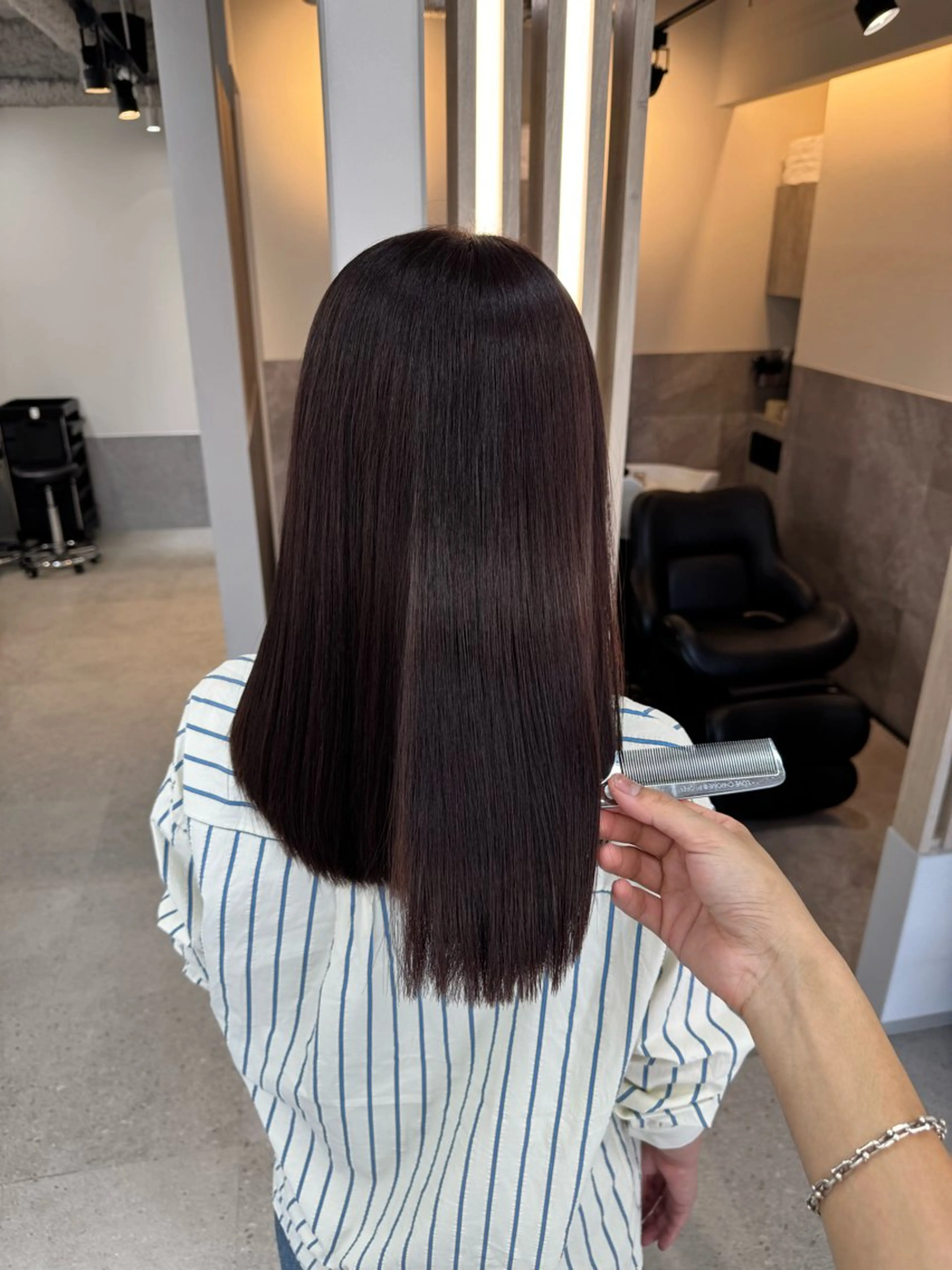 ロング 縮毛矯正 ere hair salon所属・ere hair salonのヘアスタイル