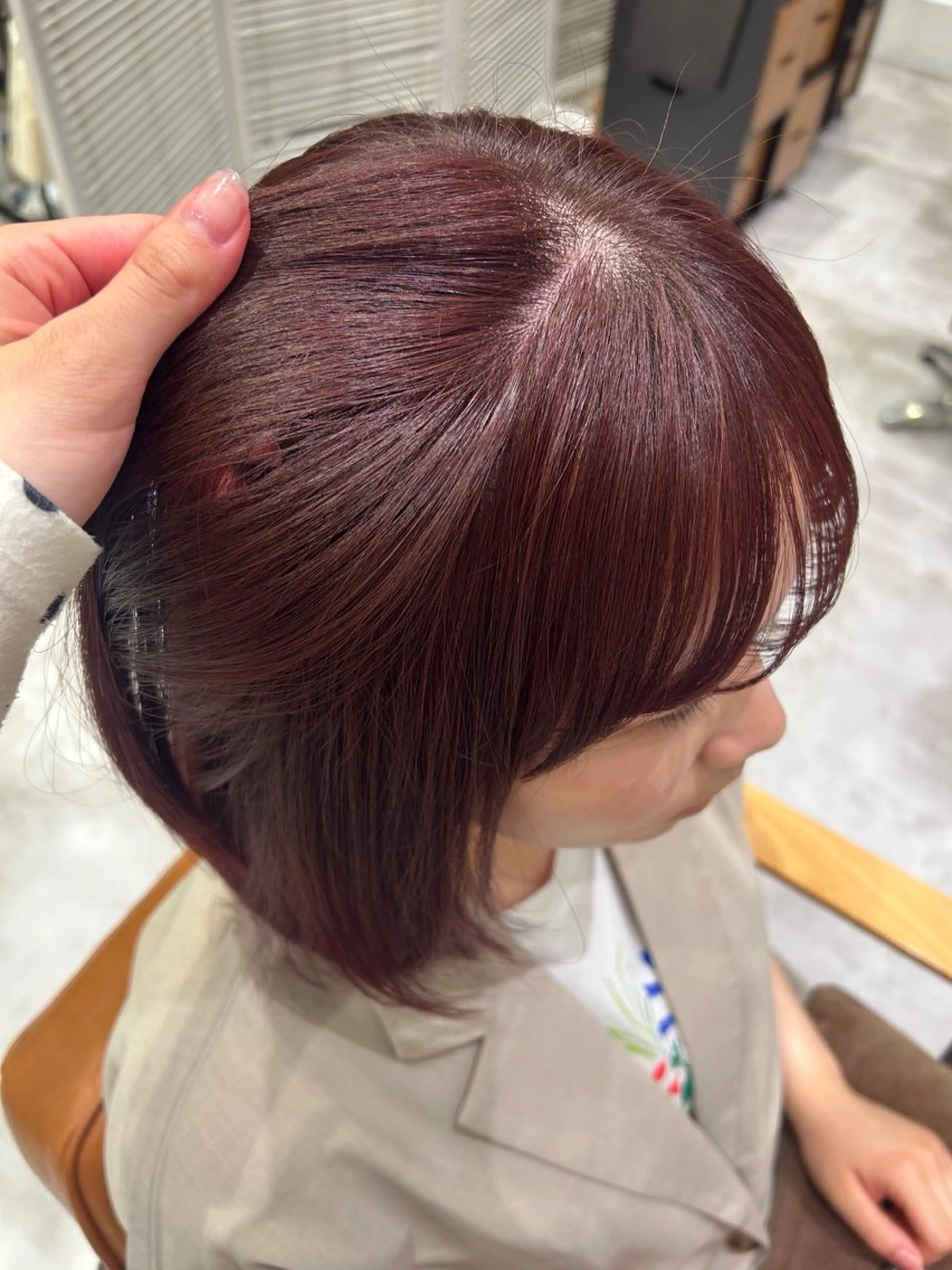 カラー mikoto暖色🍑 抜け感カラー🪡✨のヘアスタイル