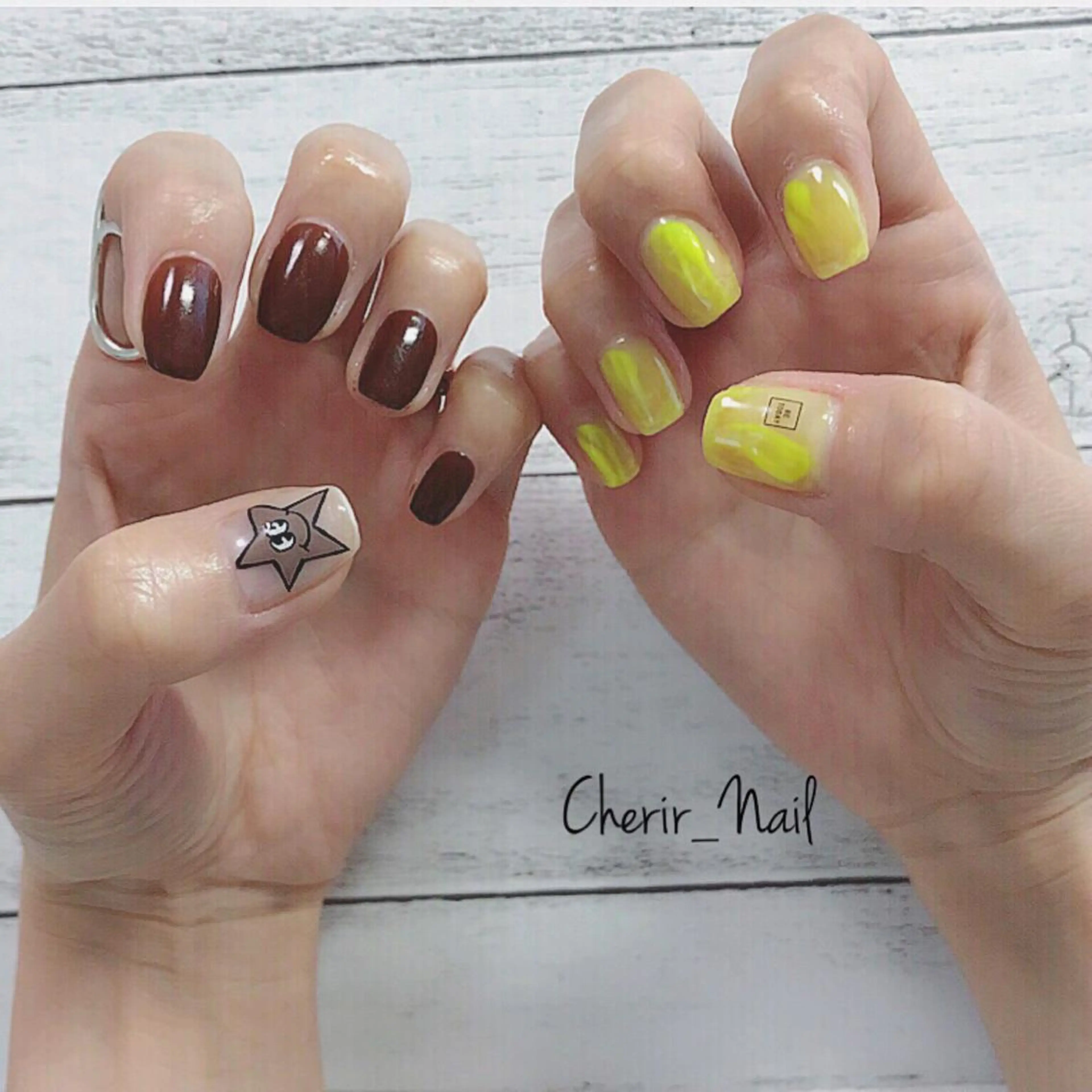 ネイル アートネイル ブラウン カジュアル ニュアンスネイル ワンカラーネイル Cherirnail kaoriのネイルデザイン