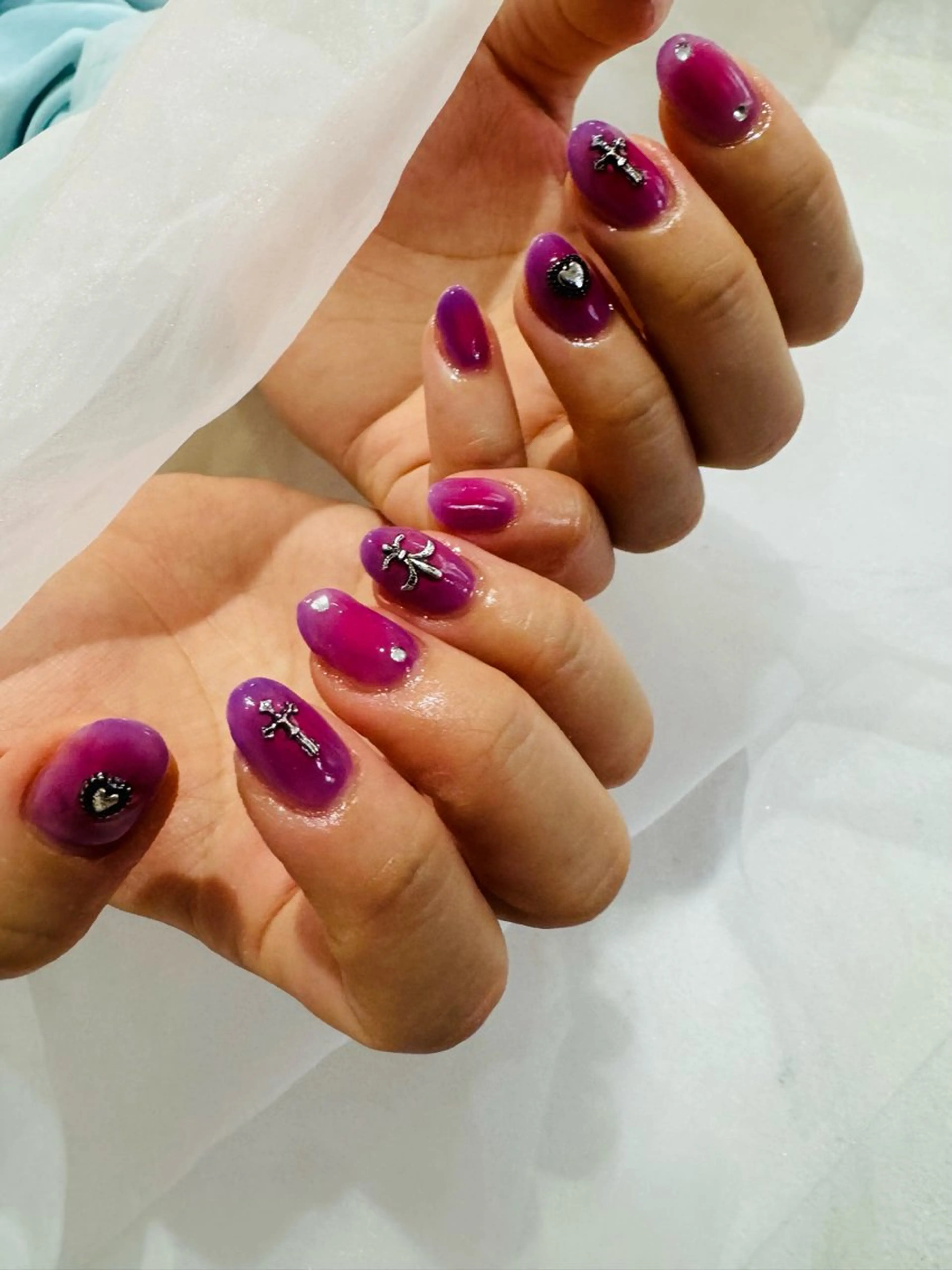 ネイル nail salon　neige所属・向井 唯紀世のネイルデザイン