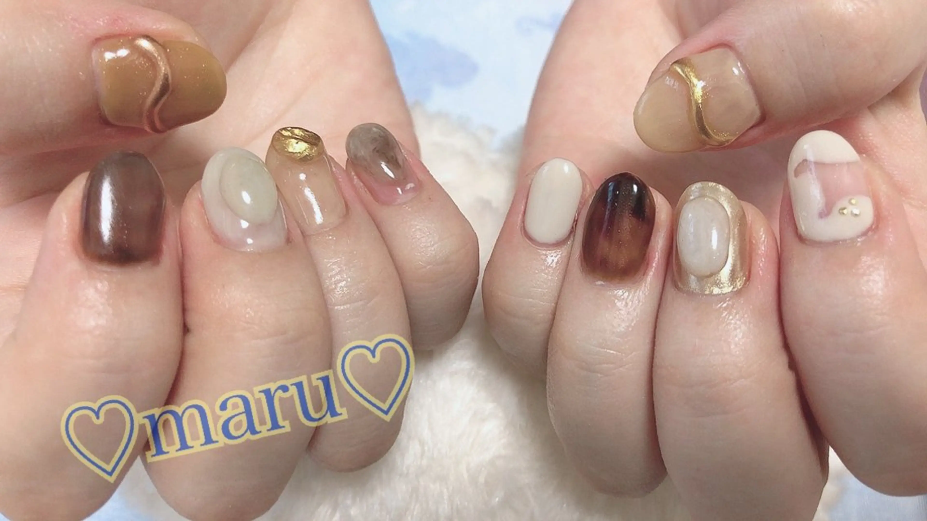 ネイル ハンドネイル フットネイル まるみ♡8/25- 31お休み🙇‍♀️のネイルデザイン