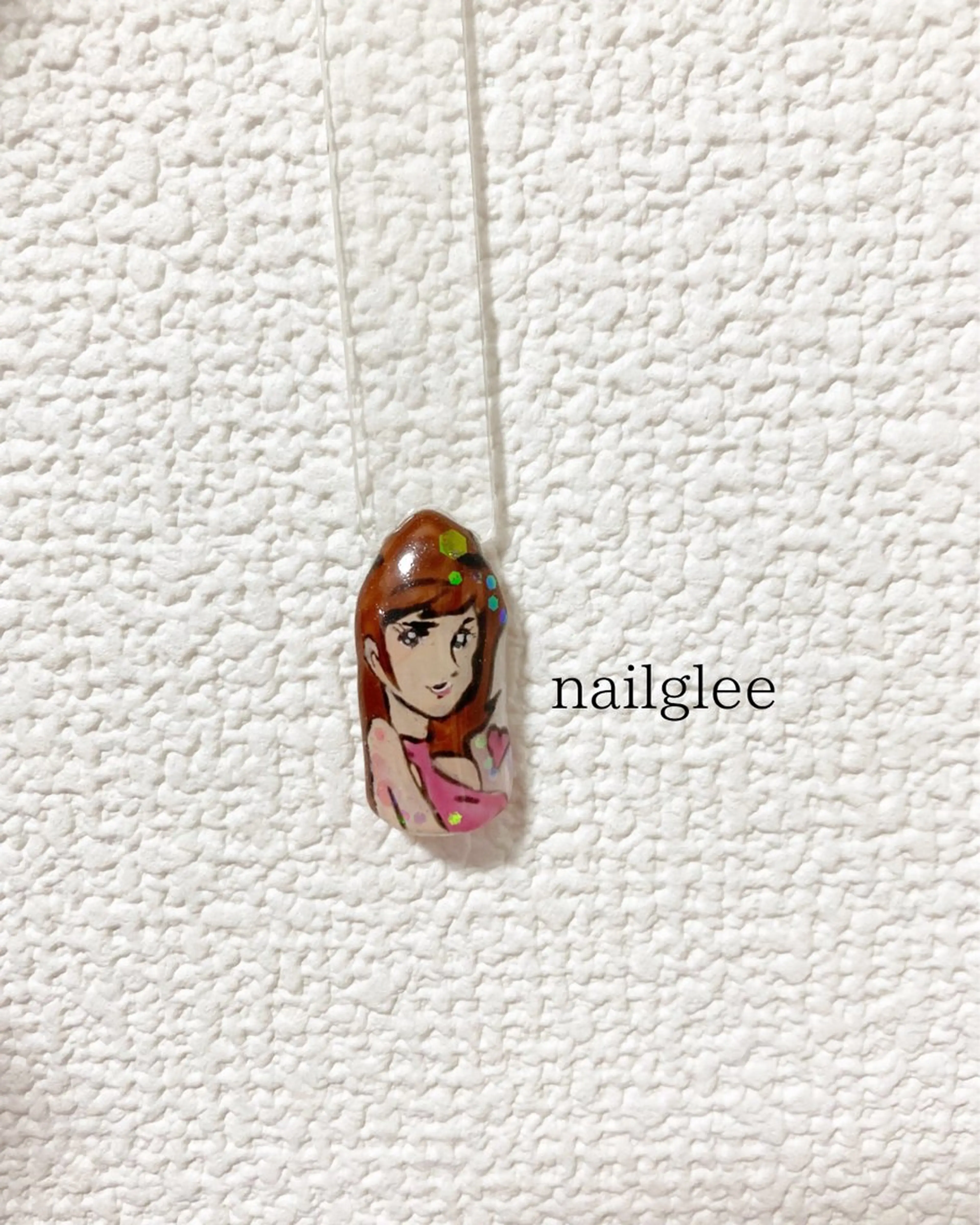 ミディアム ハンドネイル RISA nail gleeのネイルデザイン