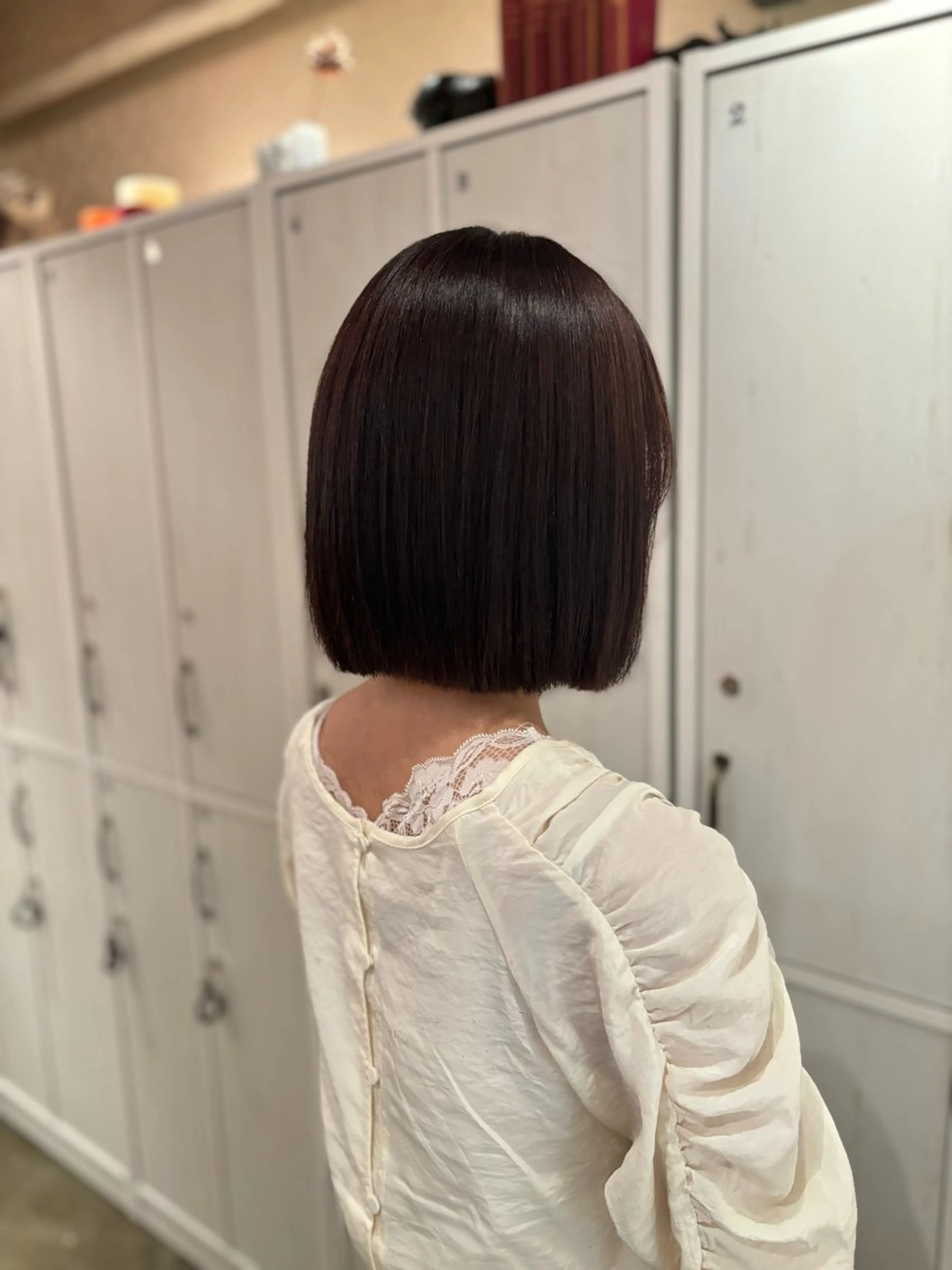 ショート カラー 髪質改善カラー ベージュ🤎YUMEのヘアスタイル