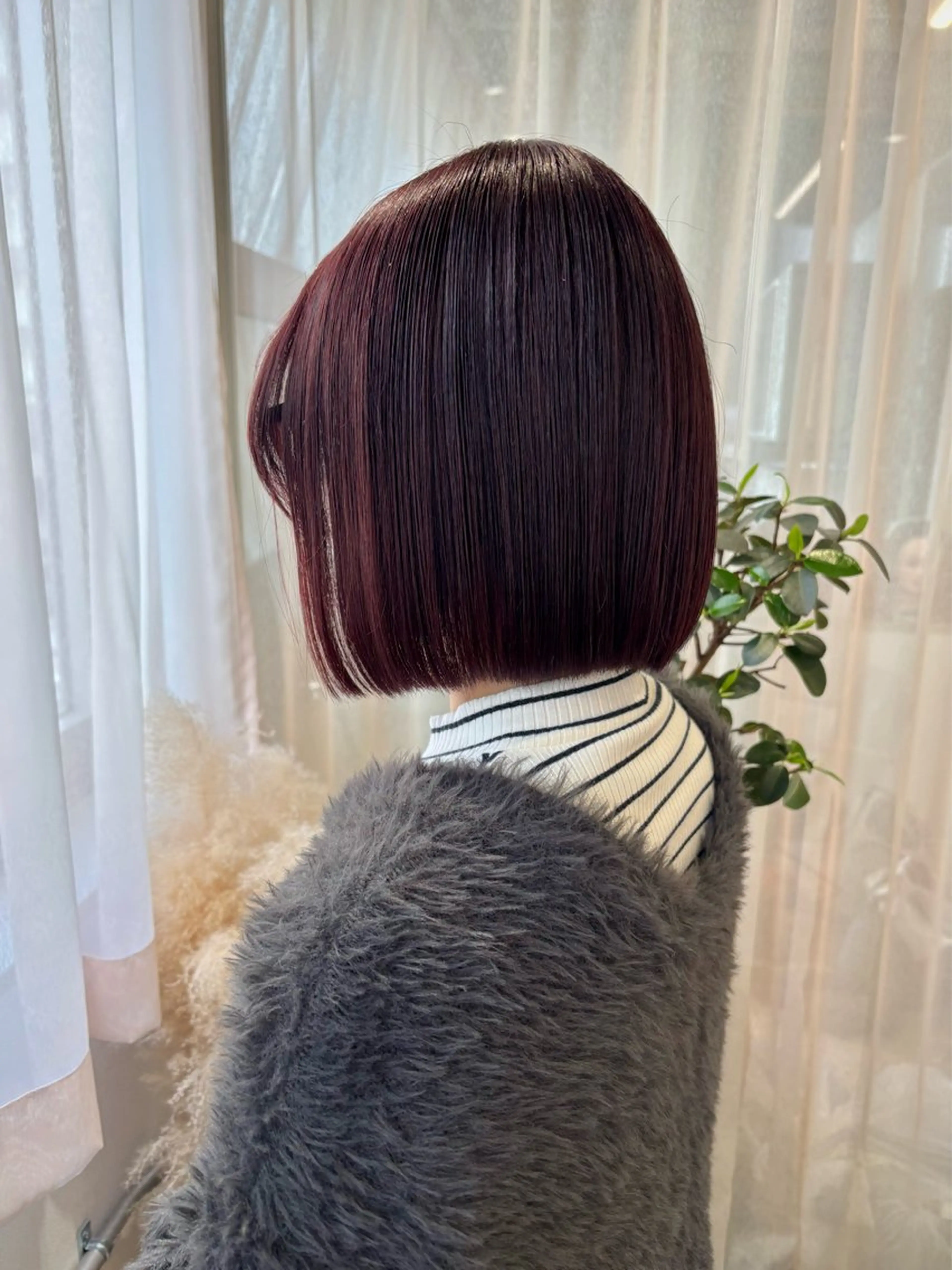 ショート ボブ 三宅 美帆のヘアスタイル