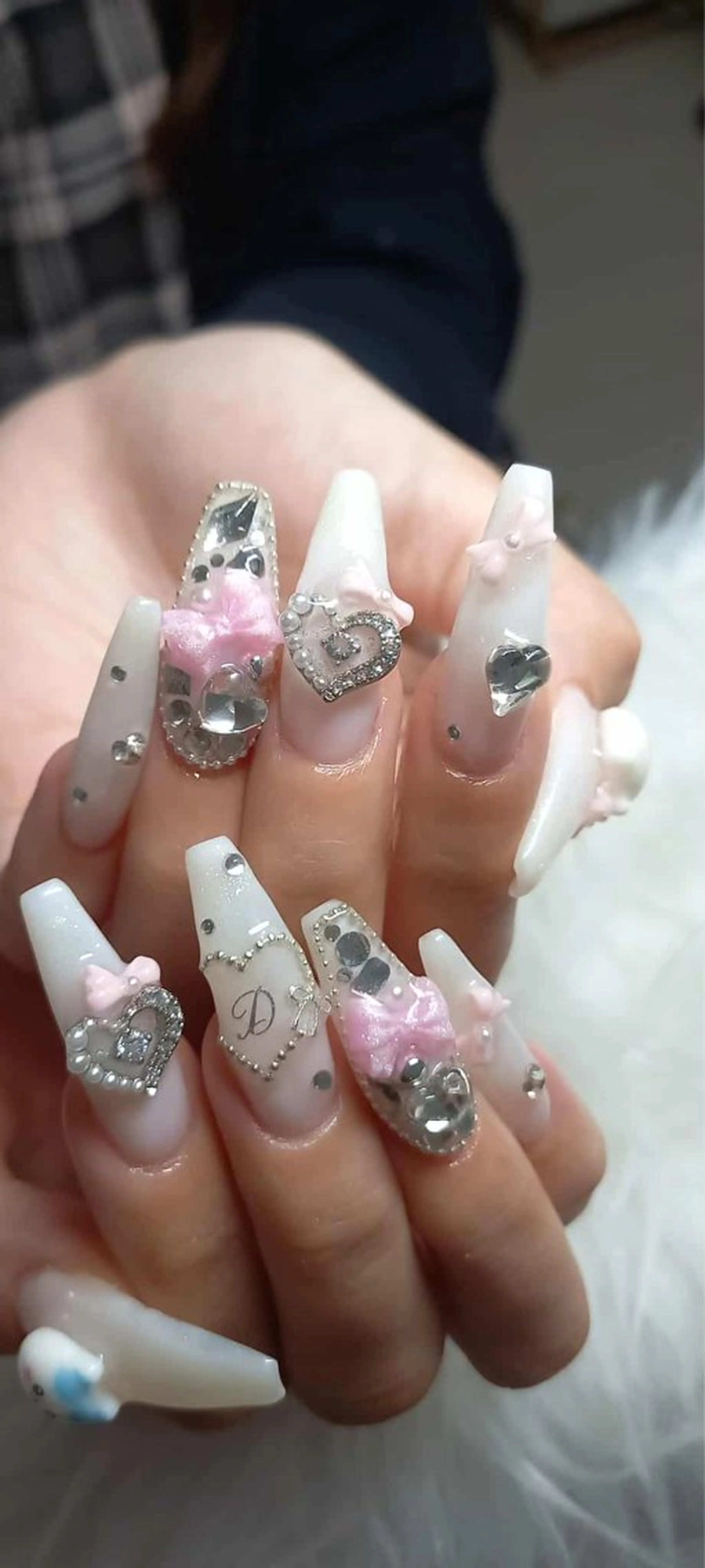 ネイル オーロラネイル フレンチネイル グラデーション 氷ネイル・うるうるネイル キラキラネイル ハンドネイル H.baby Nail Salonのネイルデザイン