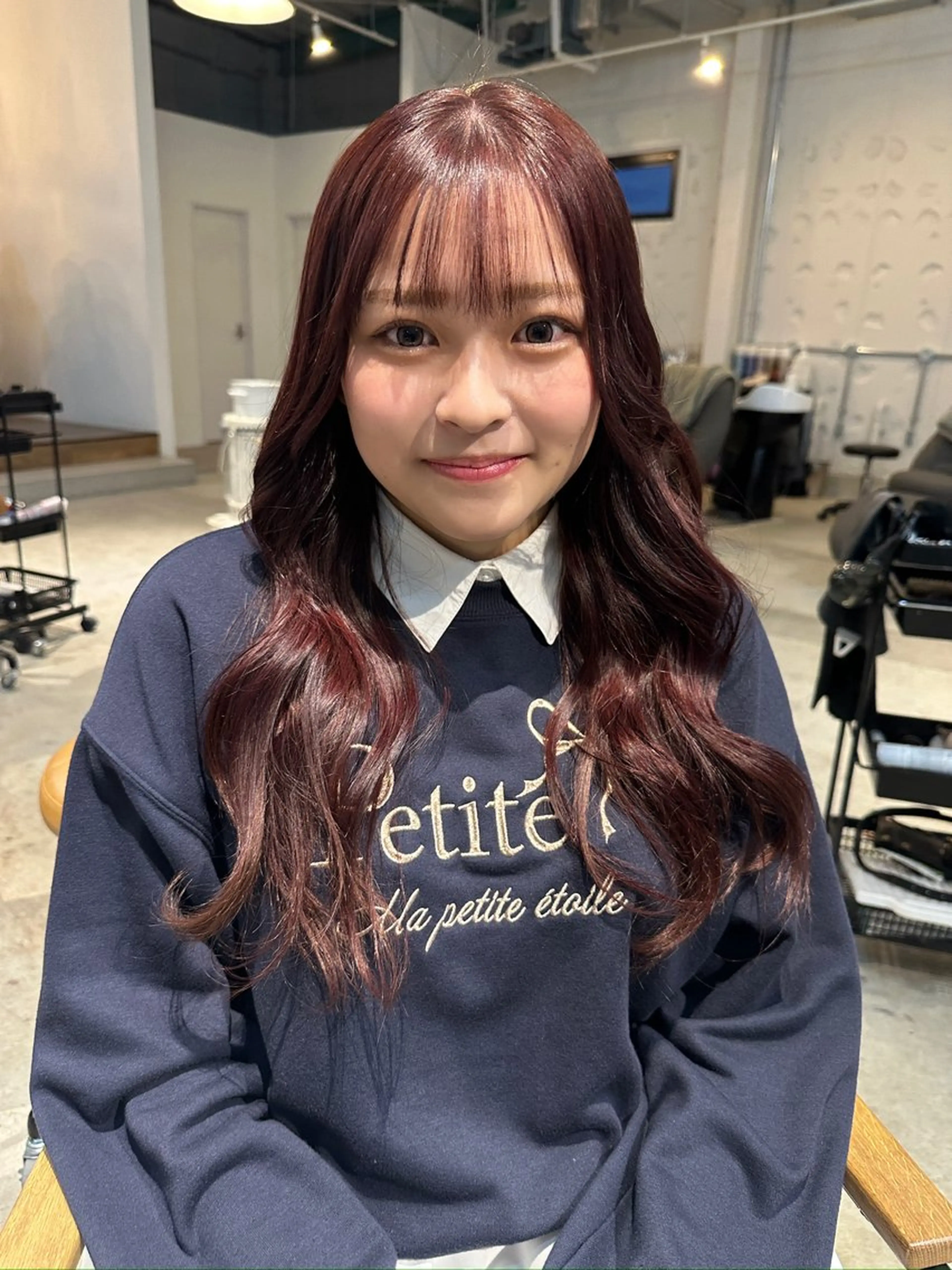 ロング 若井 媛愛のヘアスタイル