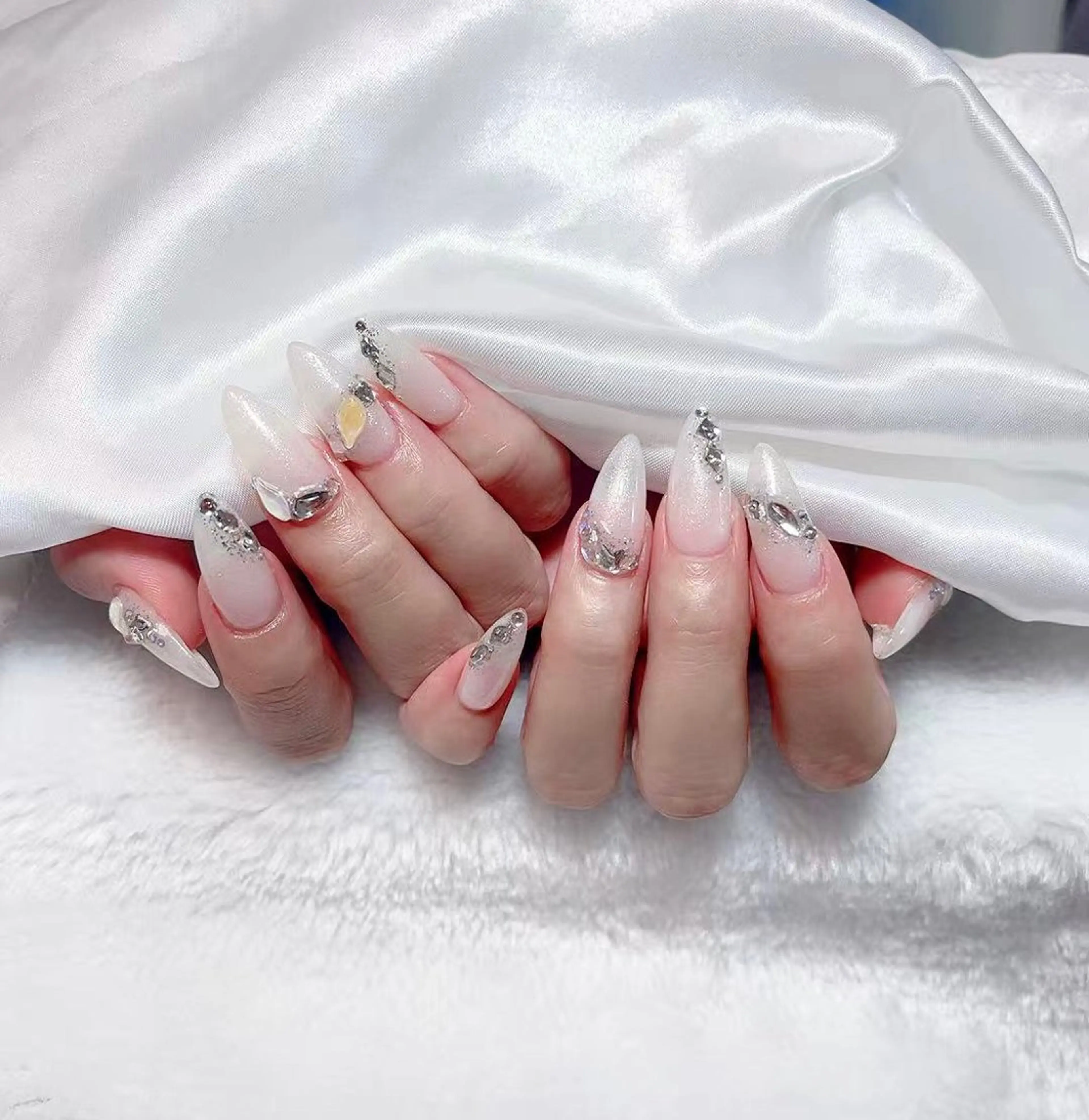 ネイル 持ち込み Amina nail salonのネイルデザイン