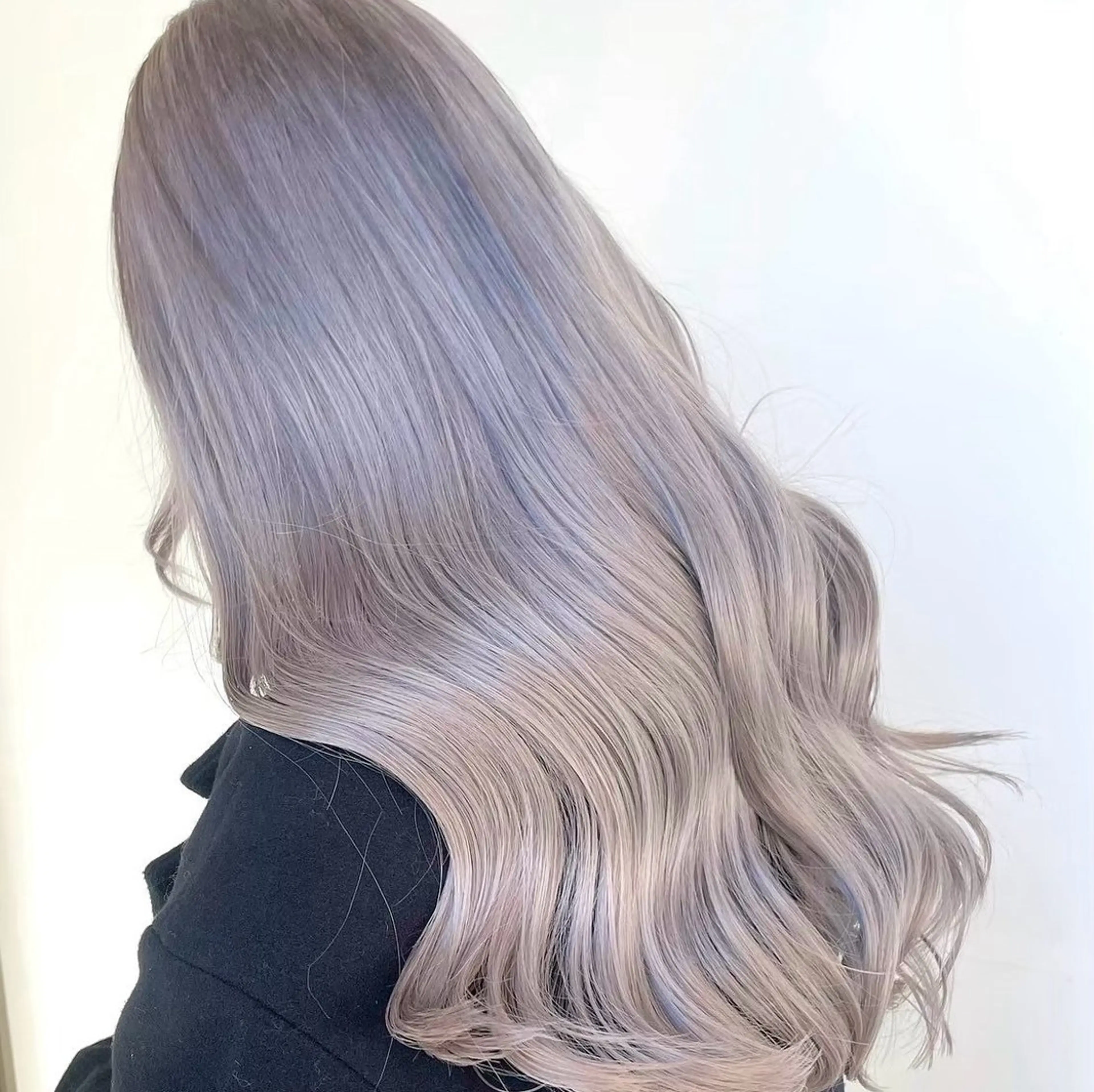 ロング カラー ヘアカラー ミルクティーベージュ /sara💛のヘアスタイル