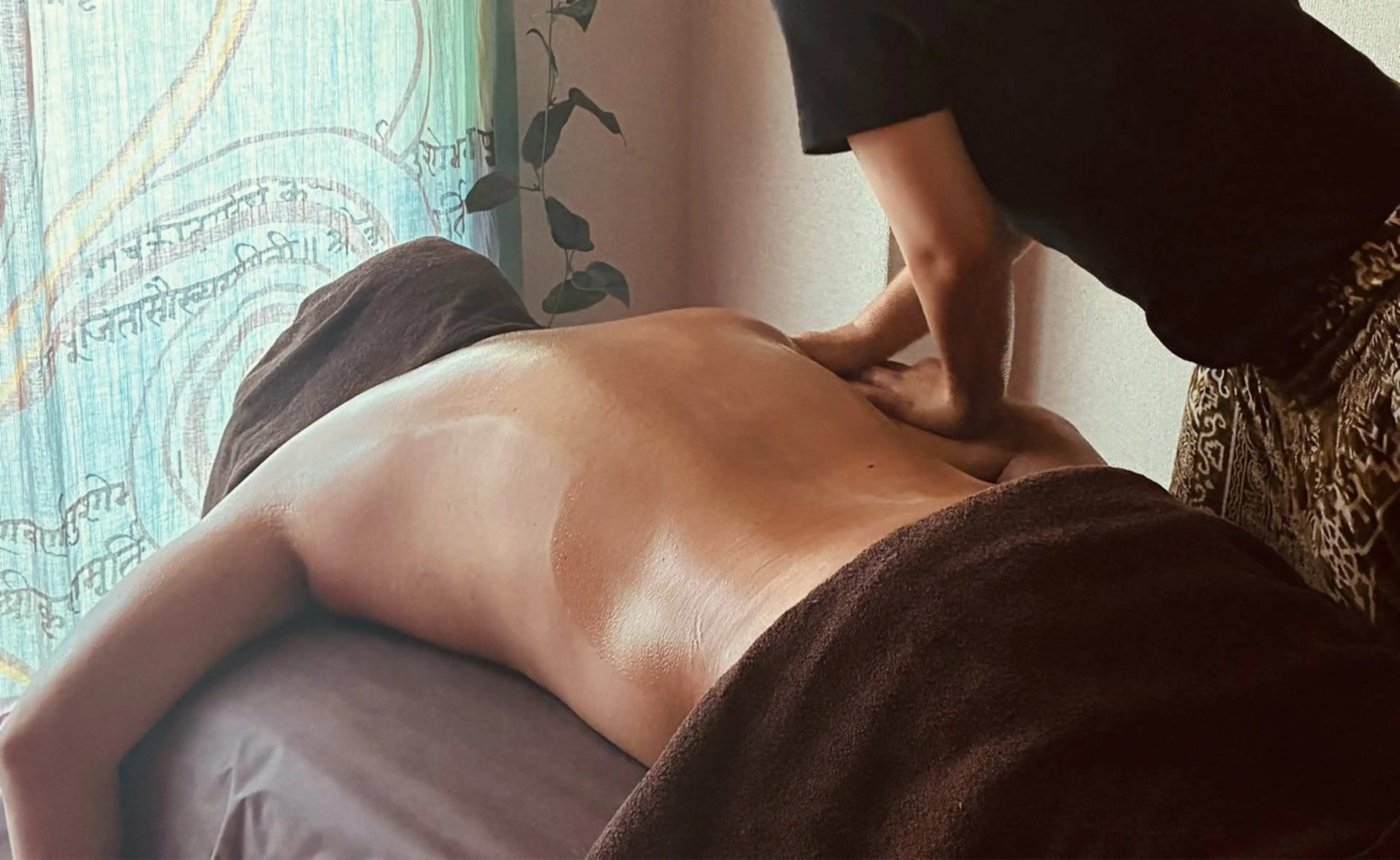 ★期間限定★深睡眠ヘッドスパ（ヘッドスパ＆上半身オイルマッサージ）40分2660円の写真