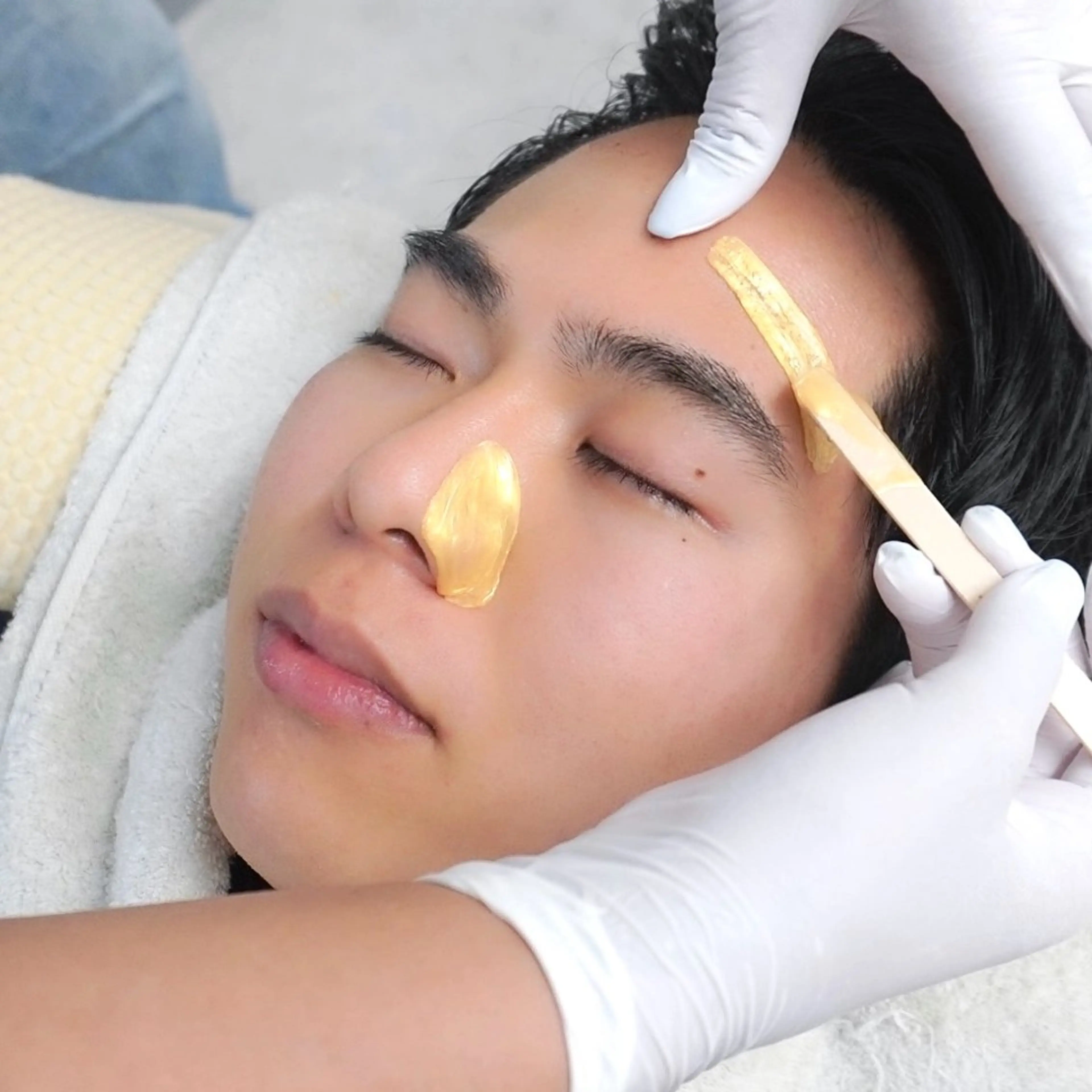 メンズ WAXYYY.青山店所属・WAXYYY. 青山店の眉毛・アイブロウイメージ