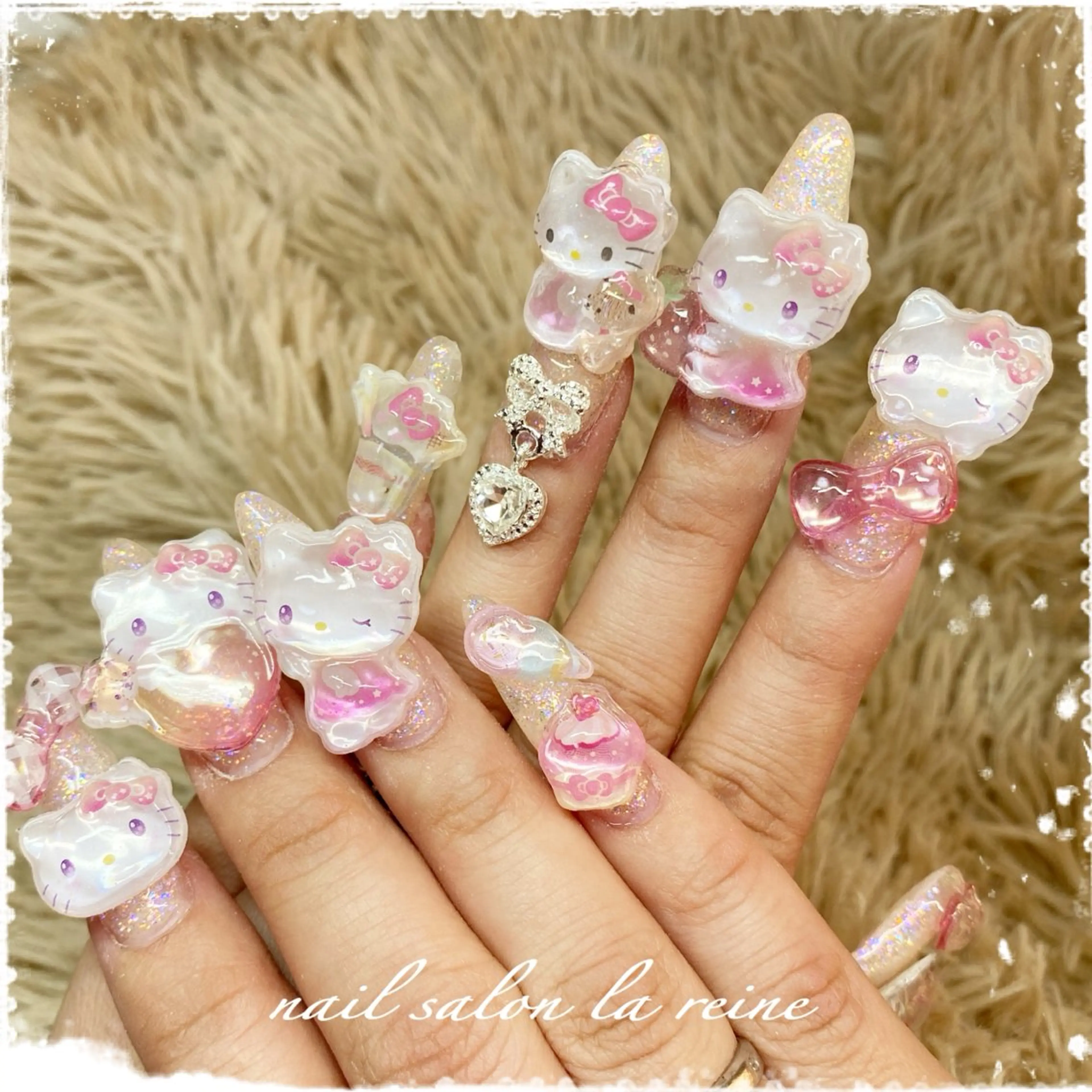 ネイル nail salon  la reine所属・nail salon la reineのネイルデザイン