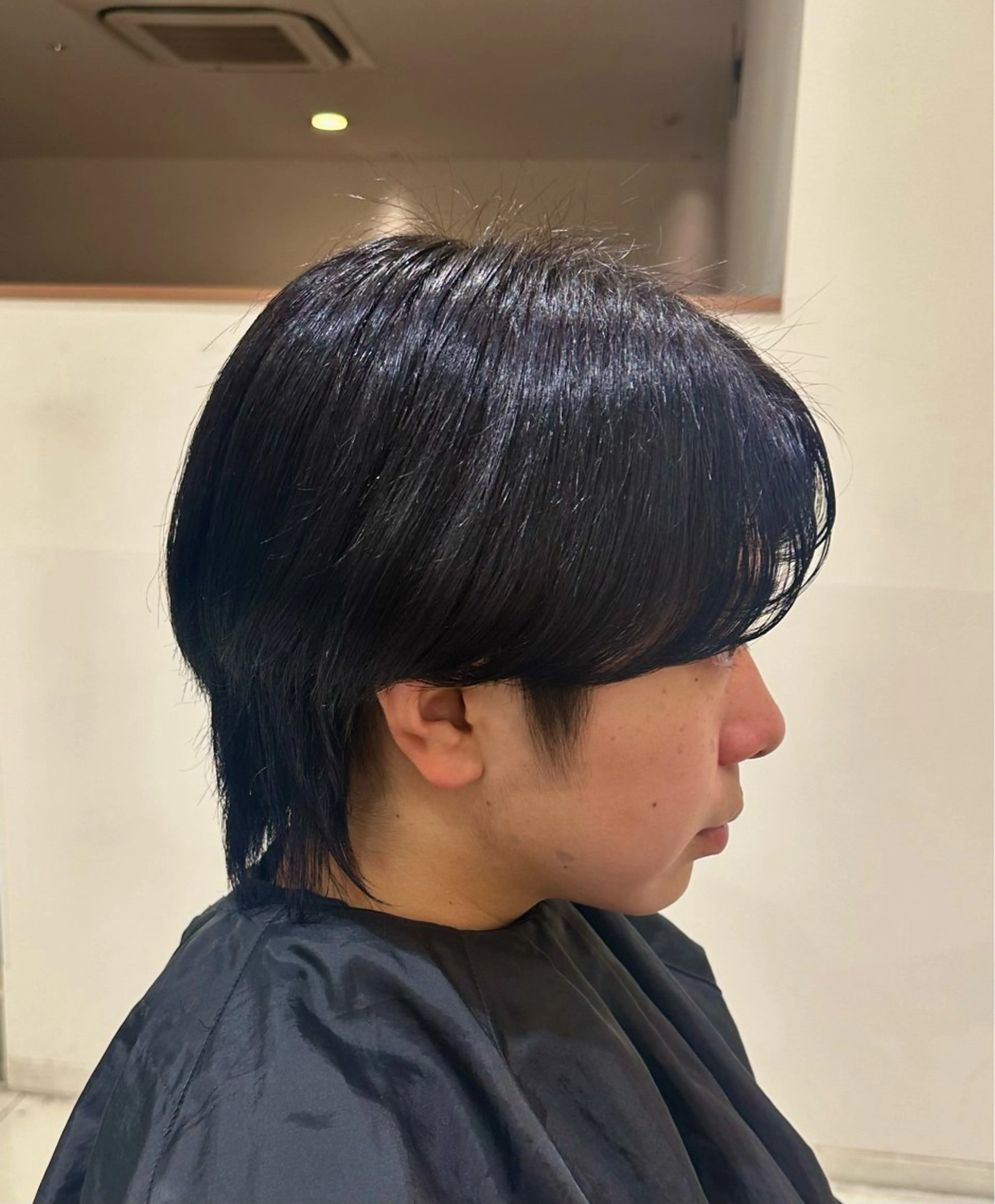 ショート カラー 黒髪 ブルーカラー ブルーブラック Ash南町田グランベリーパーク店所属・Ash南町田店 ✂️ ユージのヘアスタイル