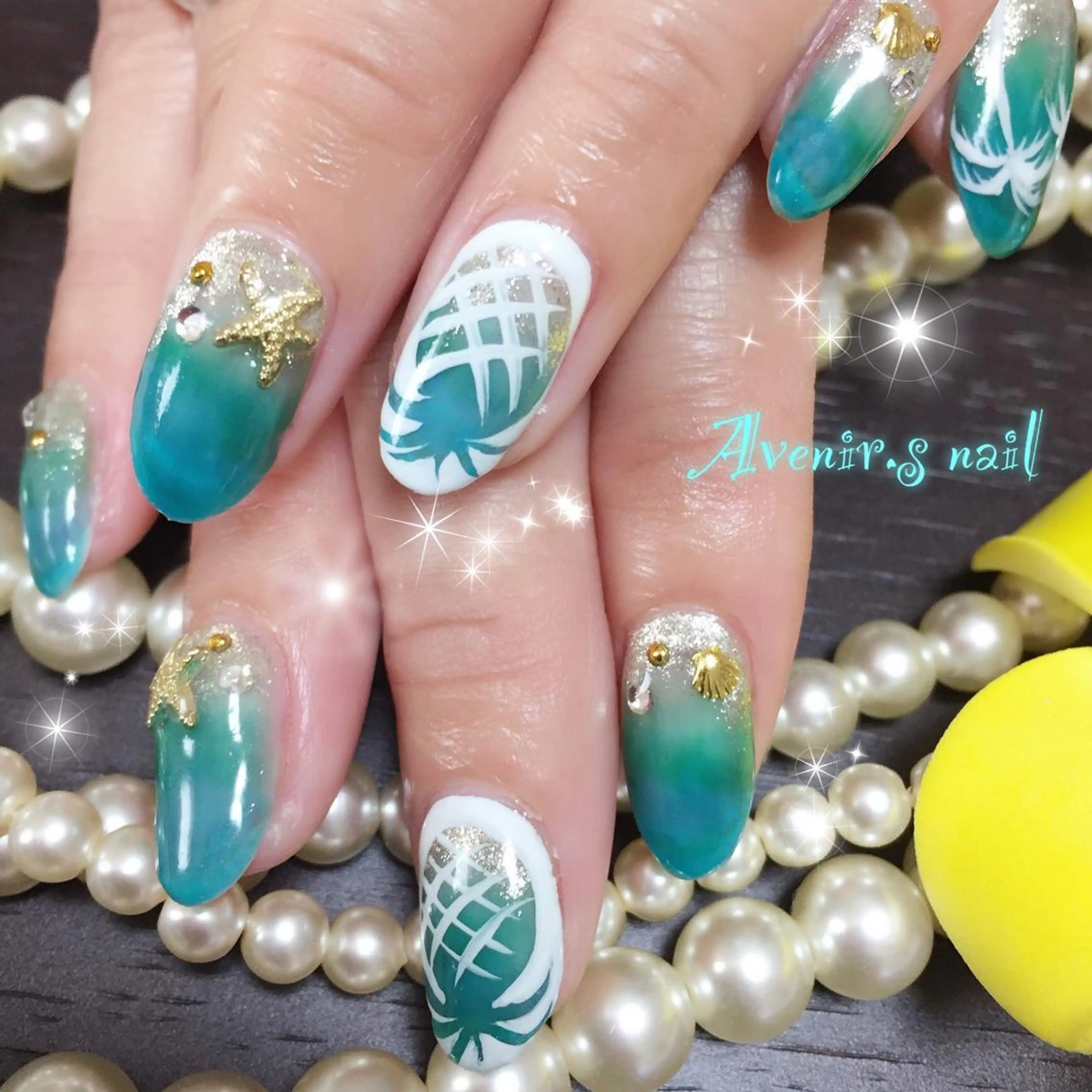 ネイル Home Salon Avenir.のネイルデザイン