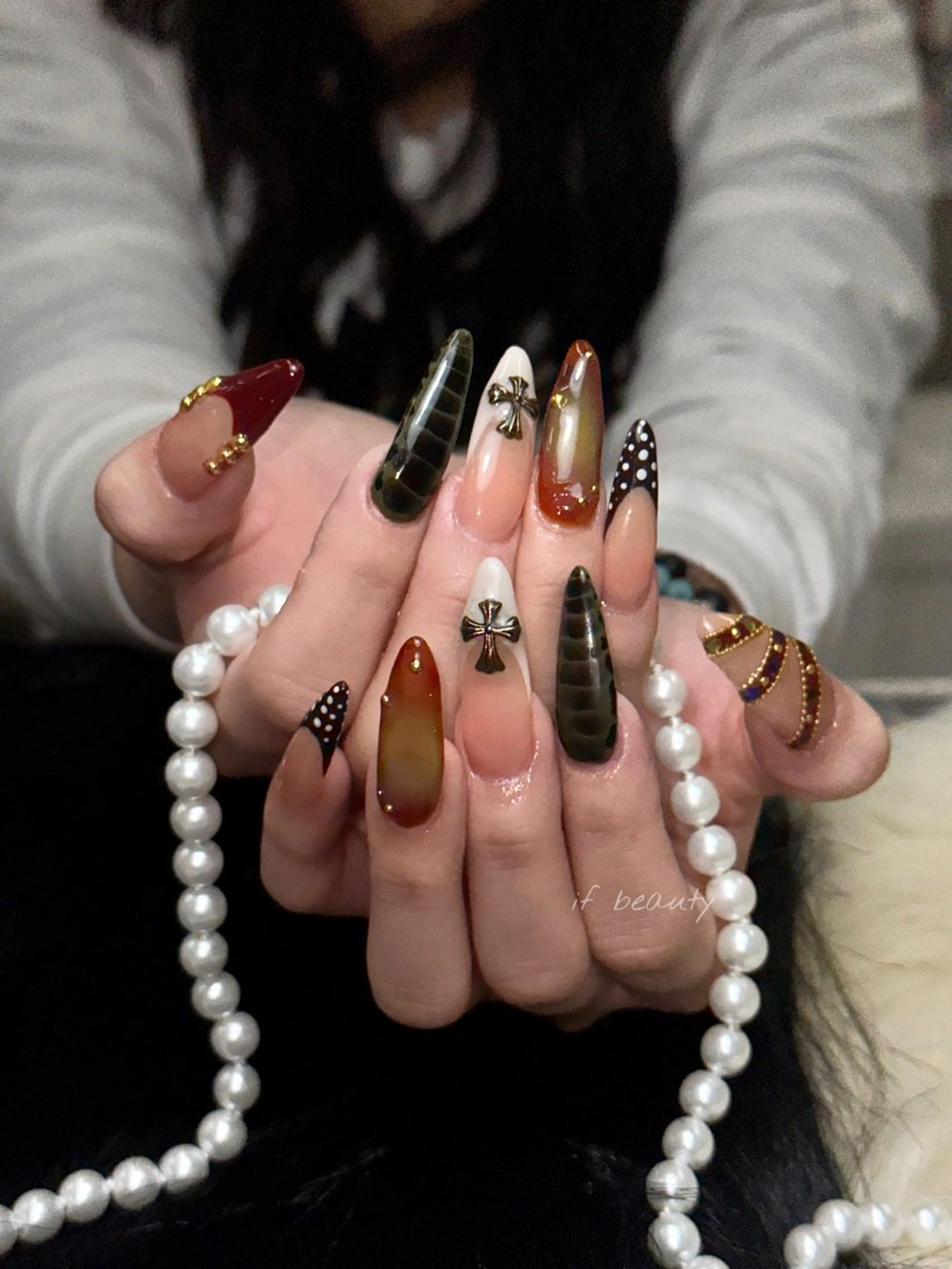 ネイル アートネイル ジェルネイル パラジェル ワンホンネイル ハンドネイル if Hair＆Nail Salon所属・IKA /海外ネイル /個性派/ワンホンのネイルデザイン