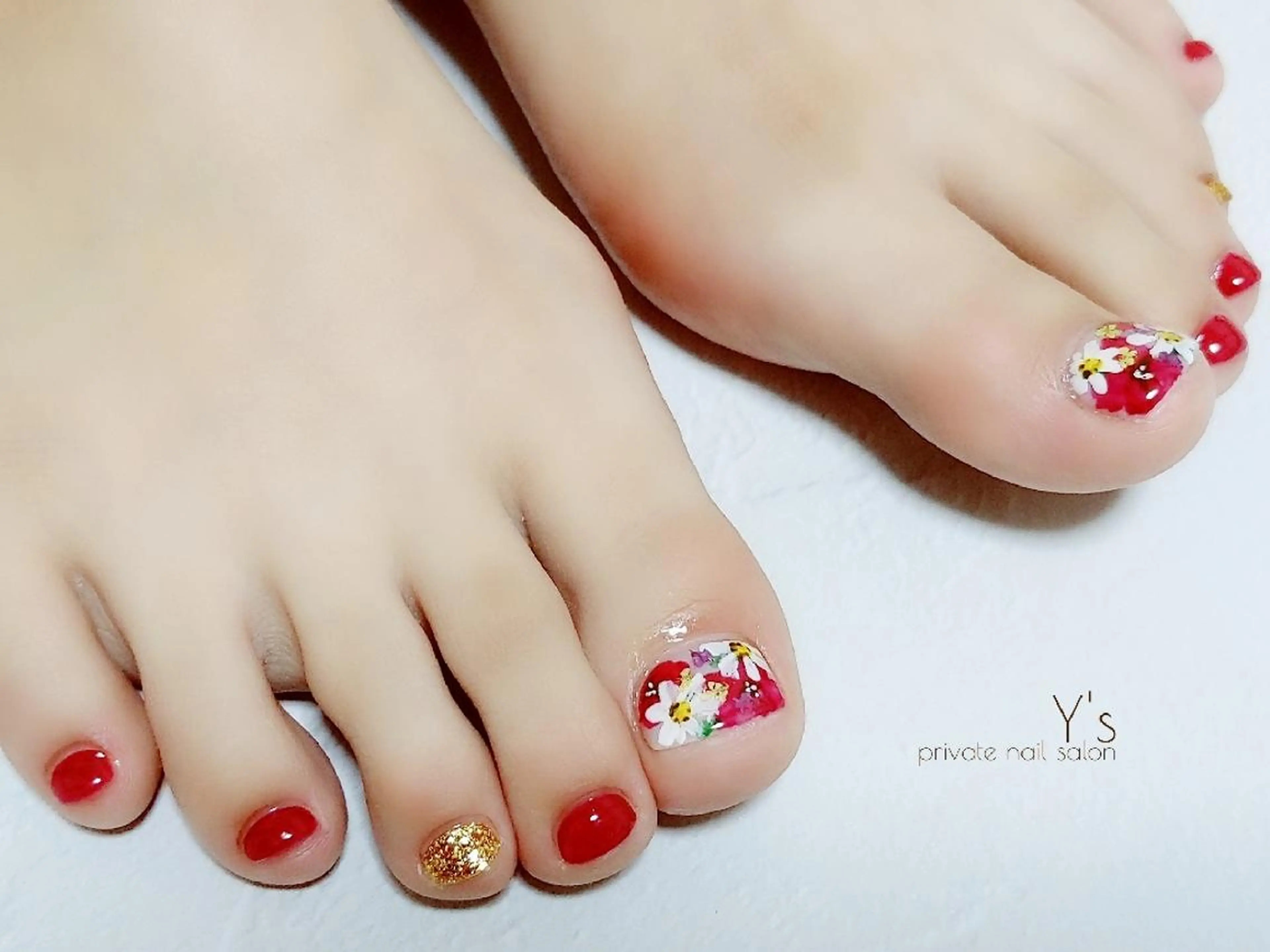 ネイル フットネイル YUMI NAGAI  のネイルデザイン