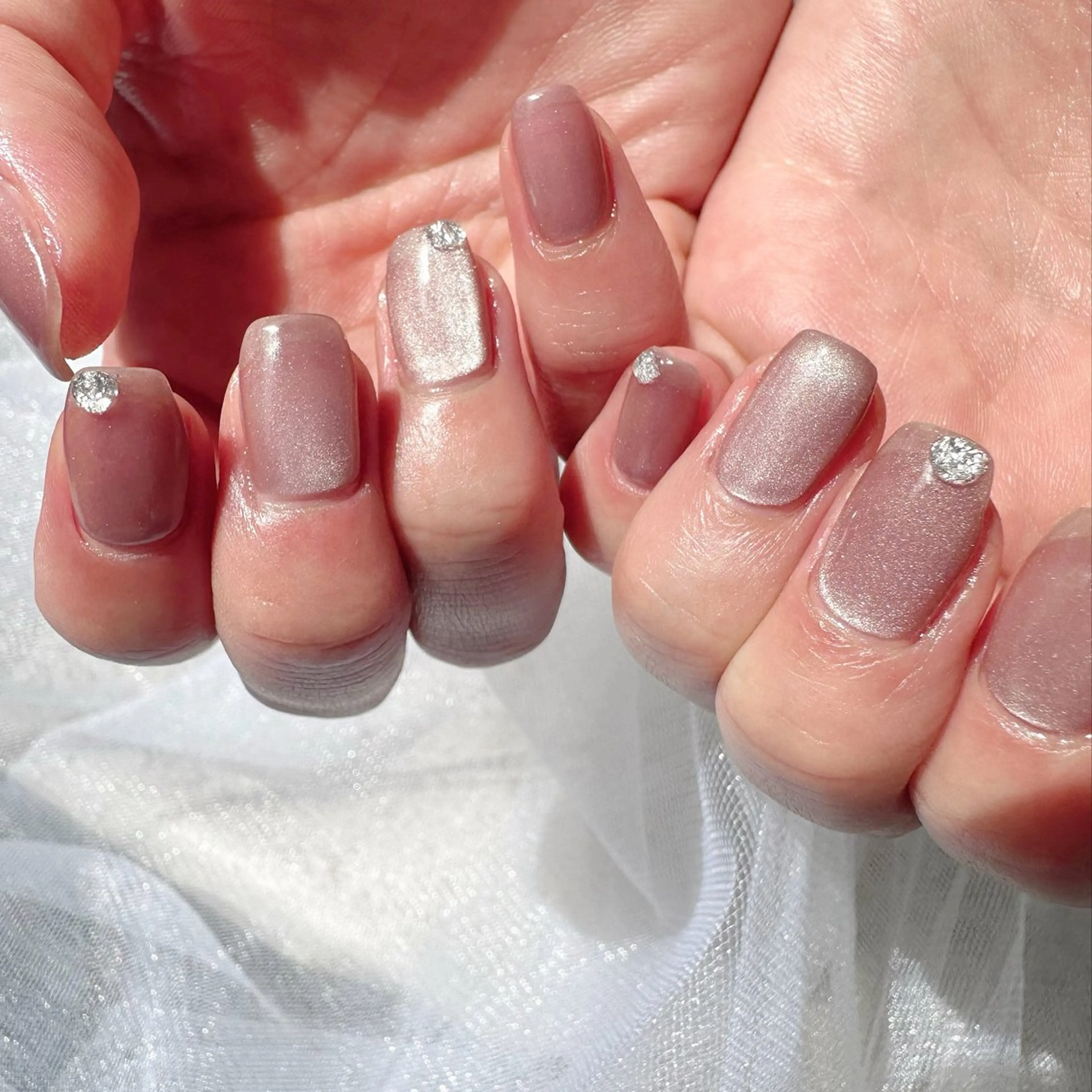 ネイル クリアネイル 氷ネイル・うるうるネイル キラキラネイル 韓国ネイル ニュアンスネイル 🪞KAPE NAIL 🪞のネイルデザイン