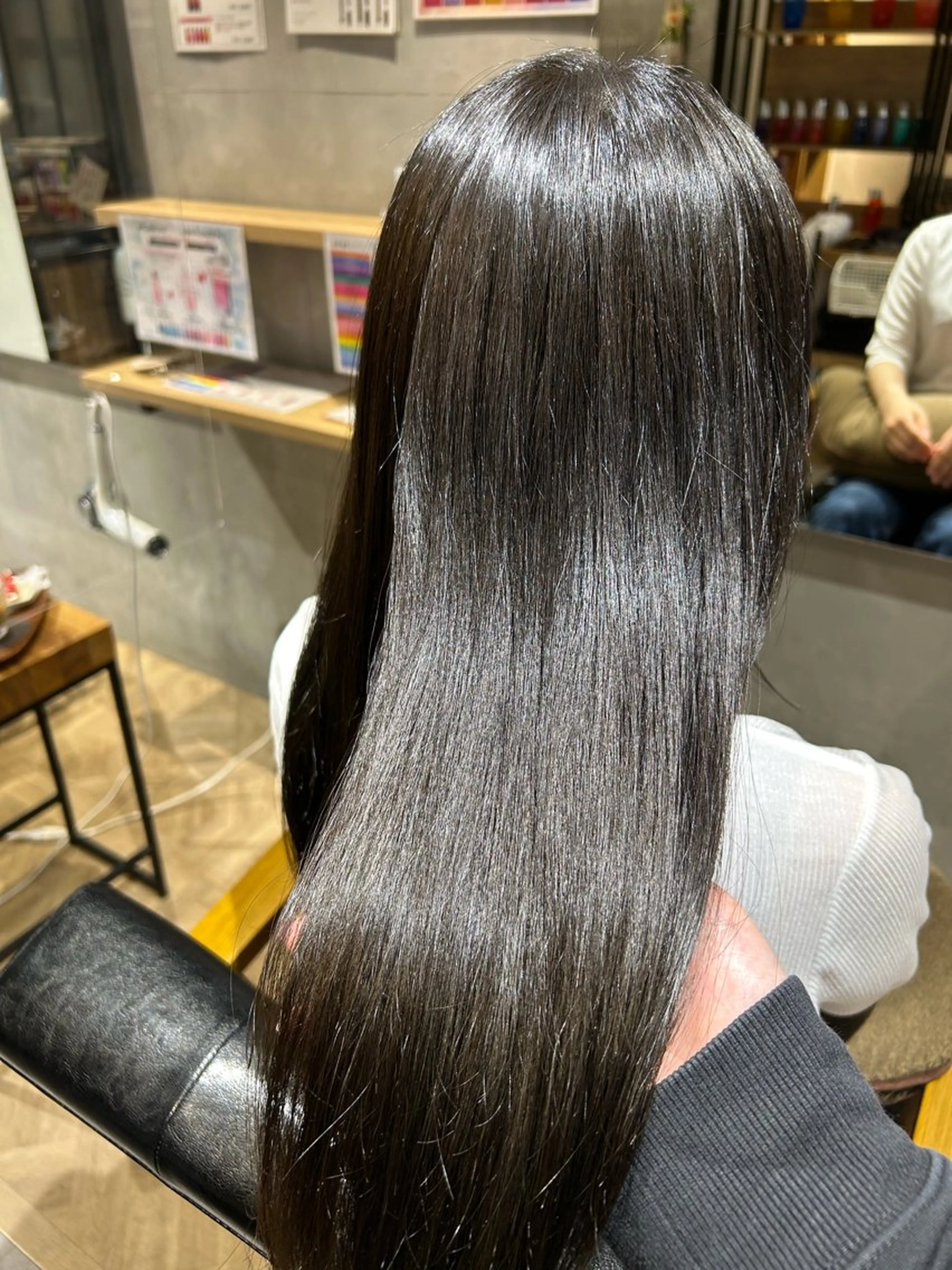 ロング ヘアカラー 金澤 七海のヘアスタイル