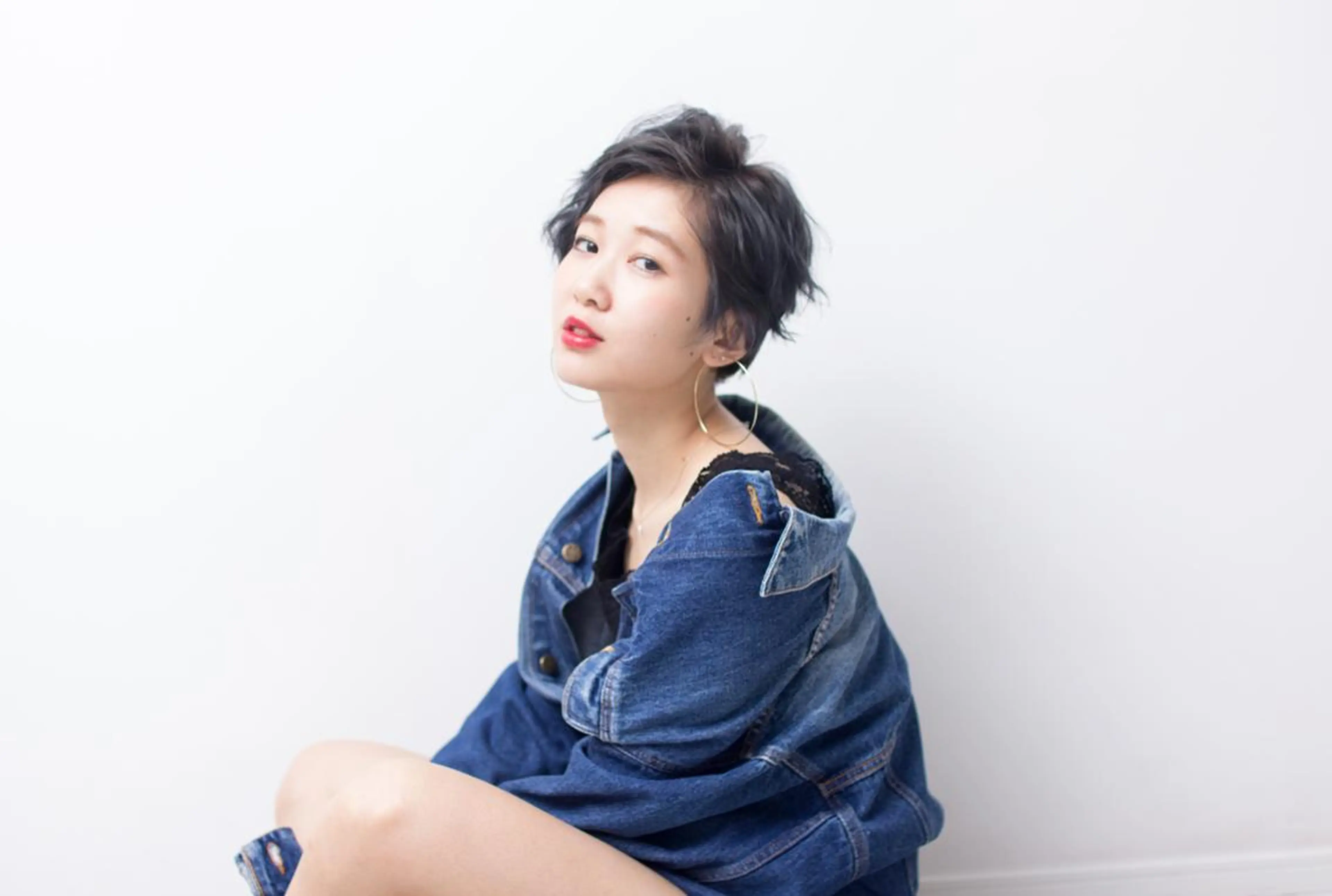 ショート カラー アッシュ ベージュカラー 透明感カラー デザインカラー グレージュ 佐藤 愛美のヘアスタイル