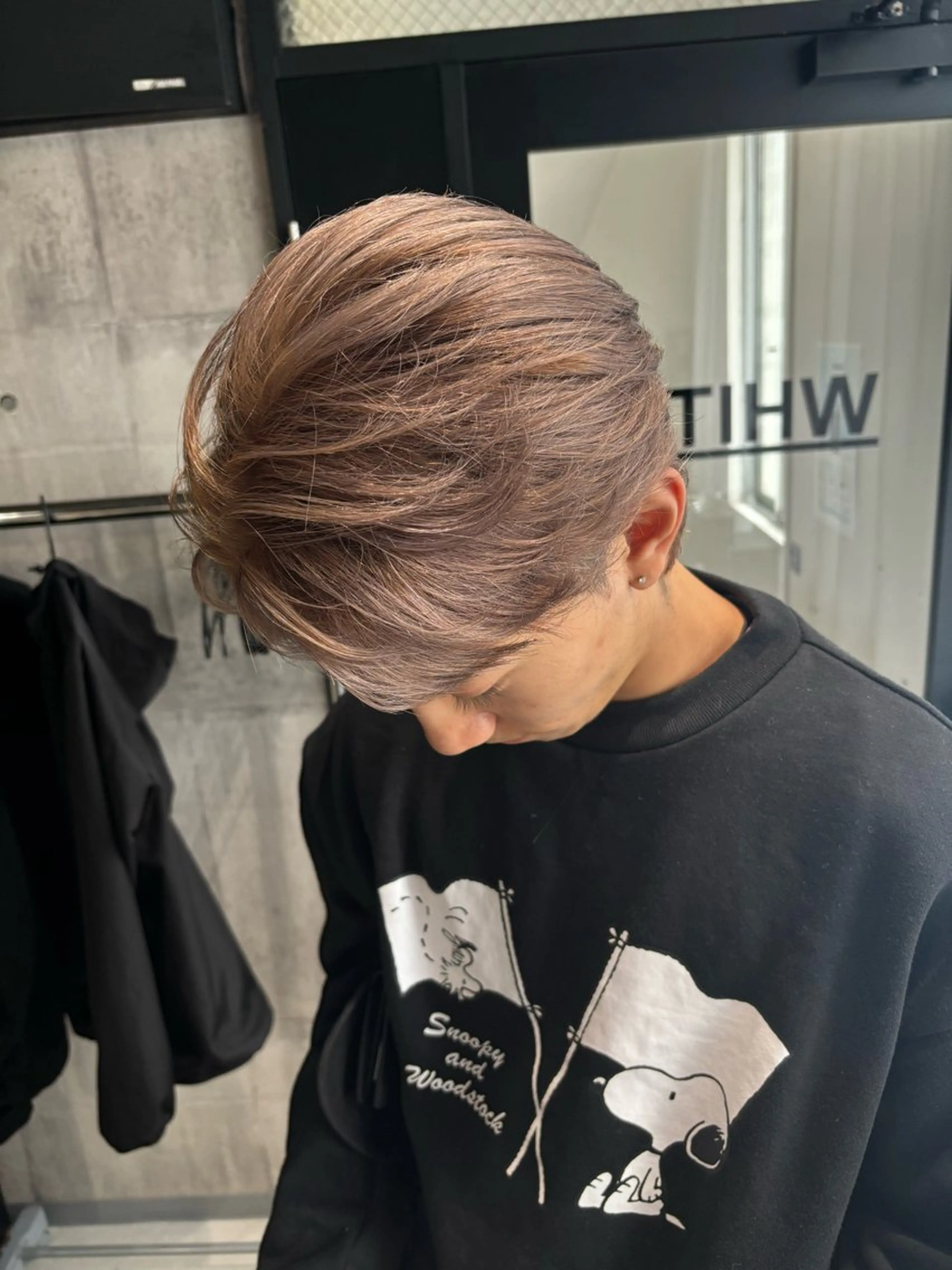 カラー メンズ ベージュカラー ミルクティーベージュ カット ヘアカラー トリートメント _white【京橋店】所属・_WHITE / KENTOのヘアスタイル