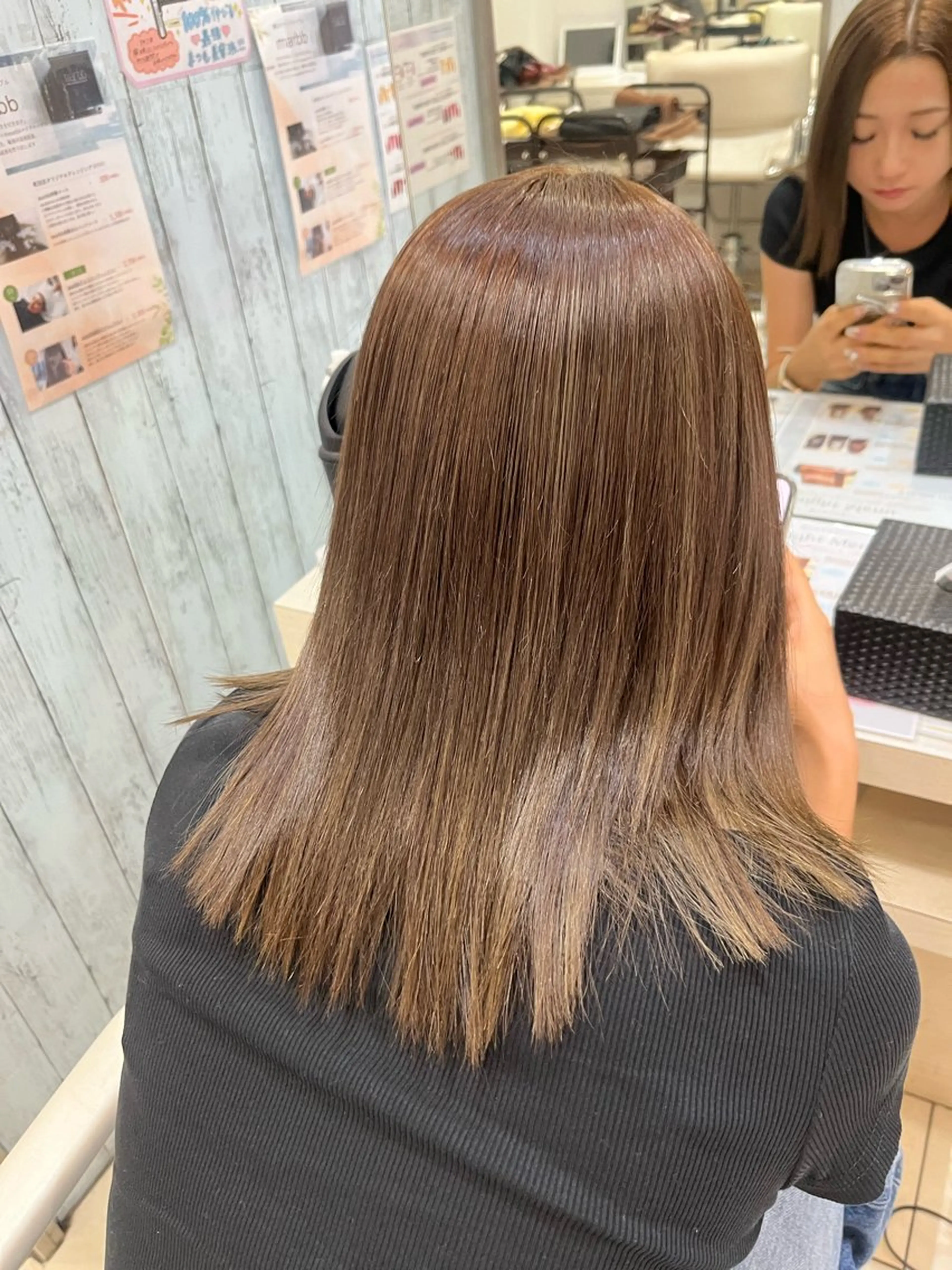 ミディアム カラー ヘアカラー トリートメント 🌿似合わせブリーチ 山岸樹璃🌿のヘアスタイル