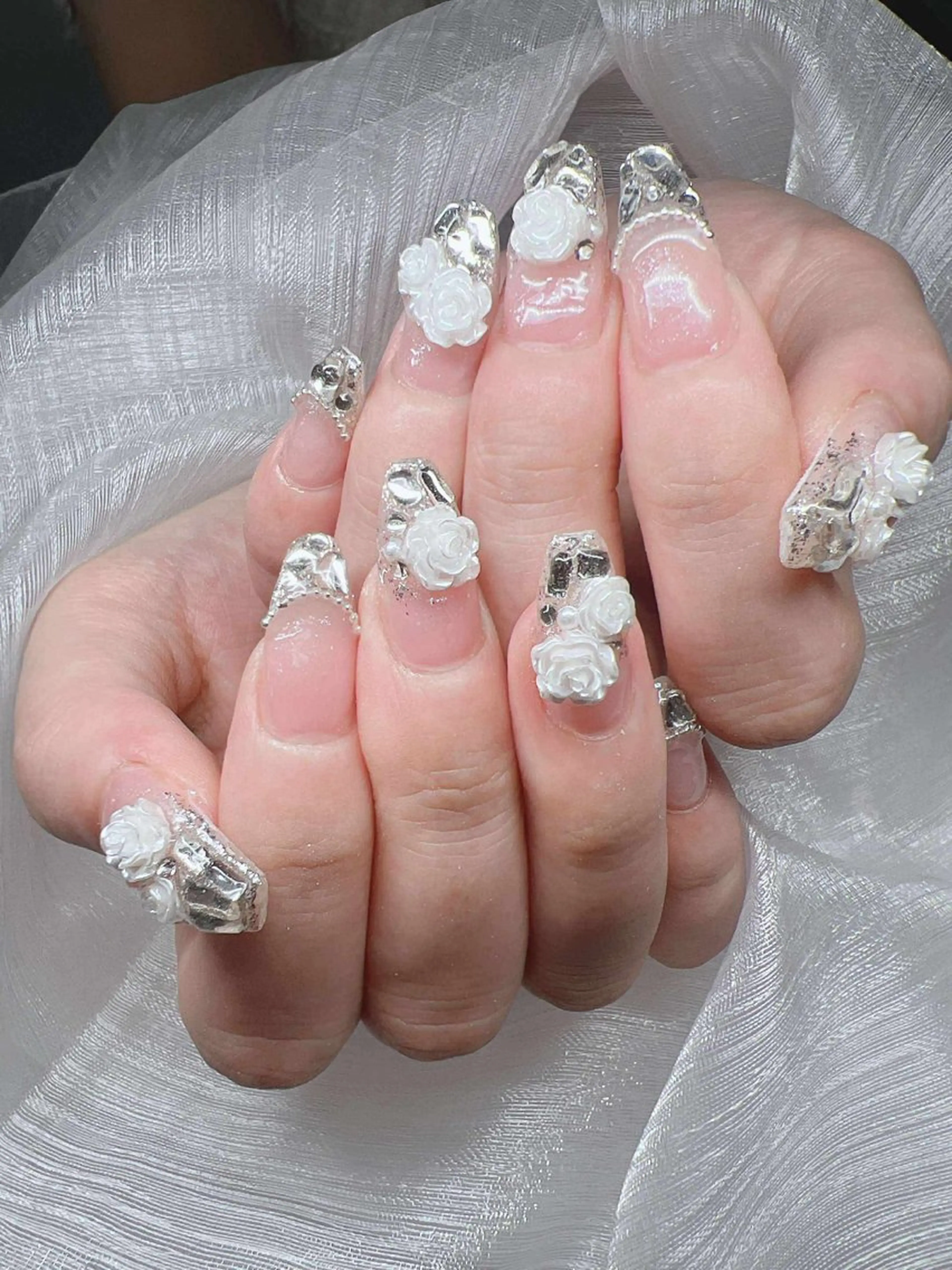 ネイル 長さ出し グラデーション 卒業式 キラキラネイル マグネットネイル ハンドネイル Lee Nailsのネイルデザイン