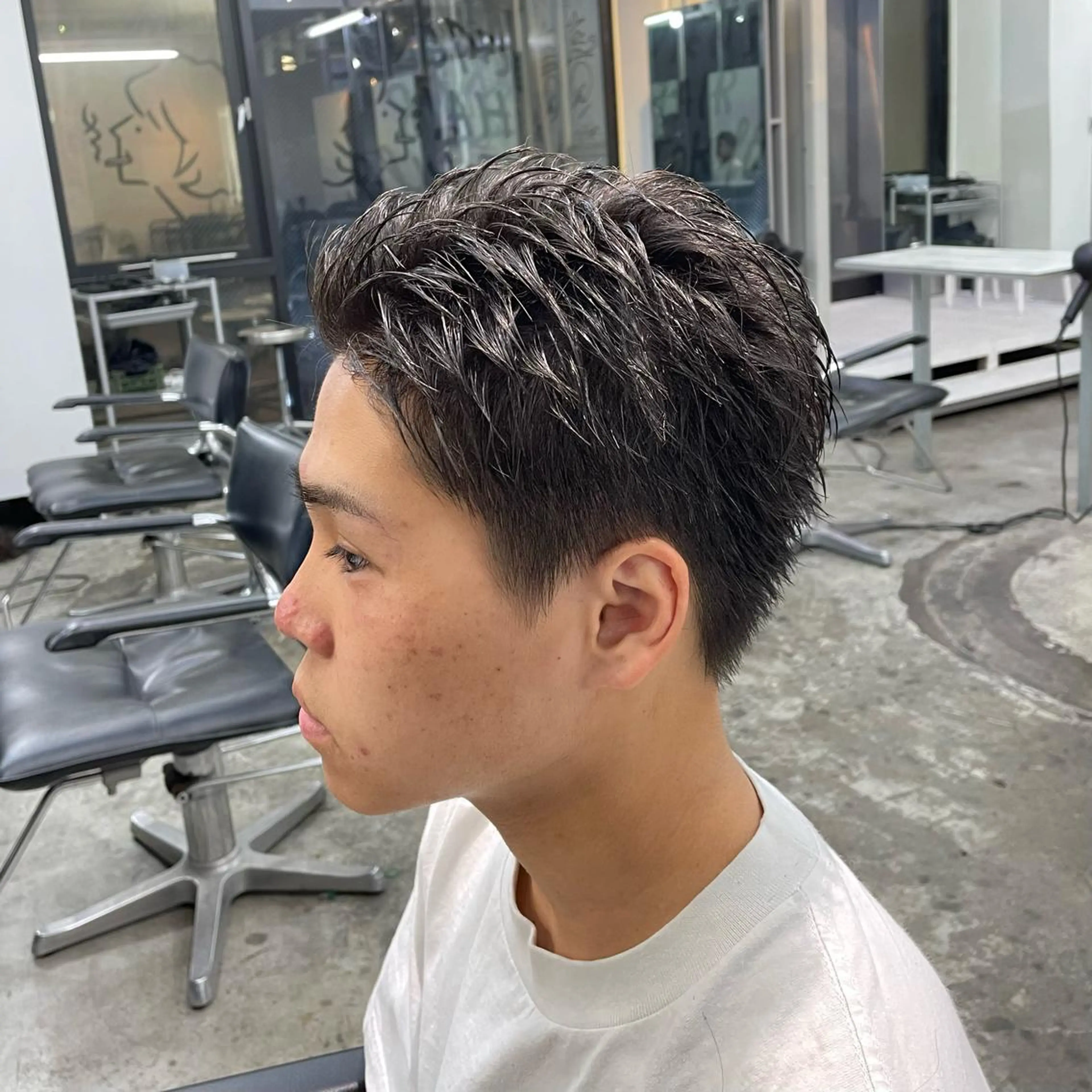 ショート パーマ メンズ スパイキーショート ショートヘア カット パーマ メンズ特化美容師/ 藤戸 椋のヘアスタイル