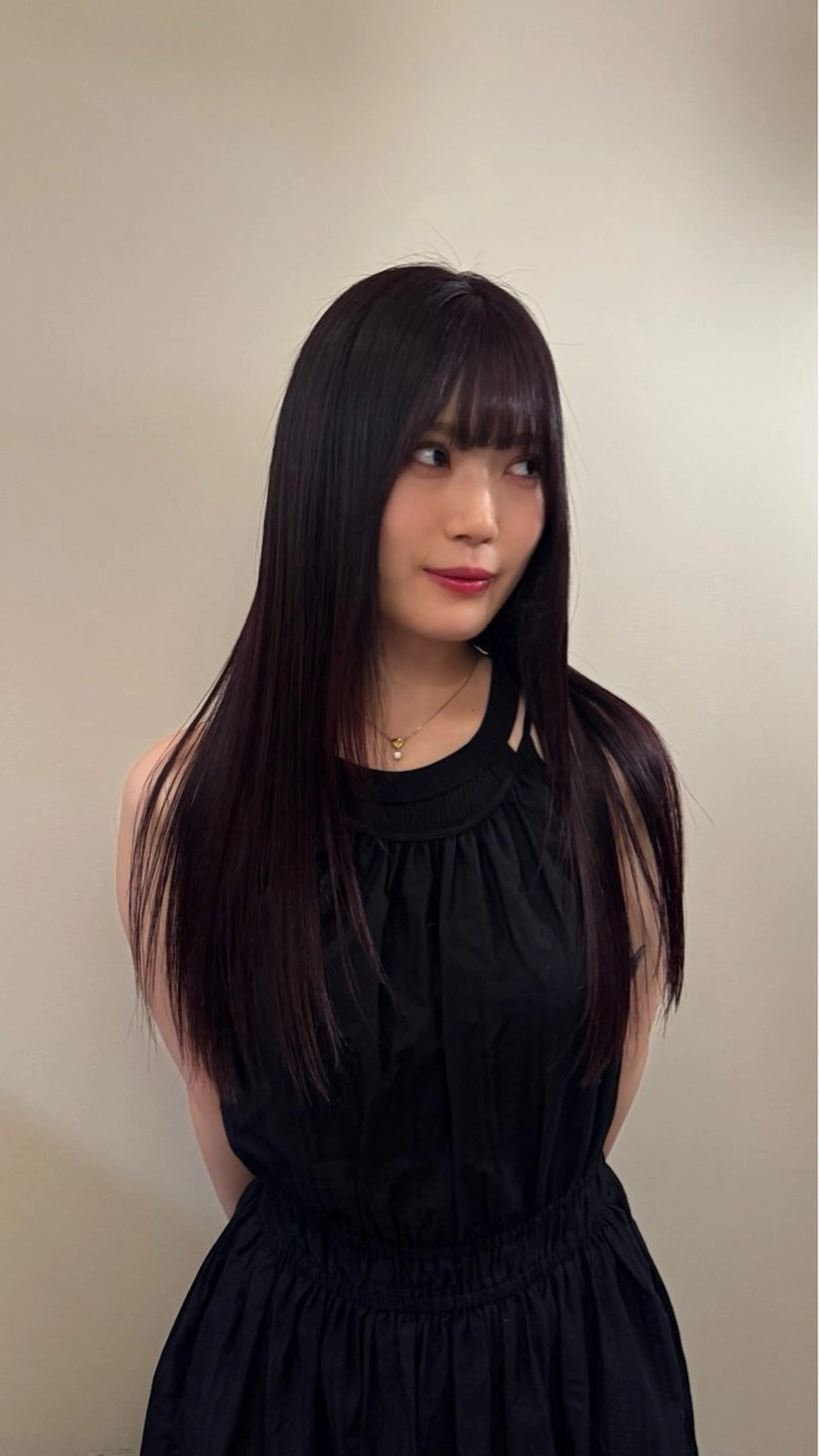 カラー ヘアカラー トリートメント ピエドプール NINAのヘアスタイル