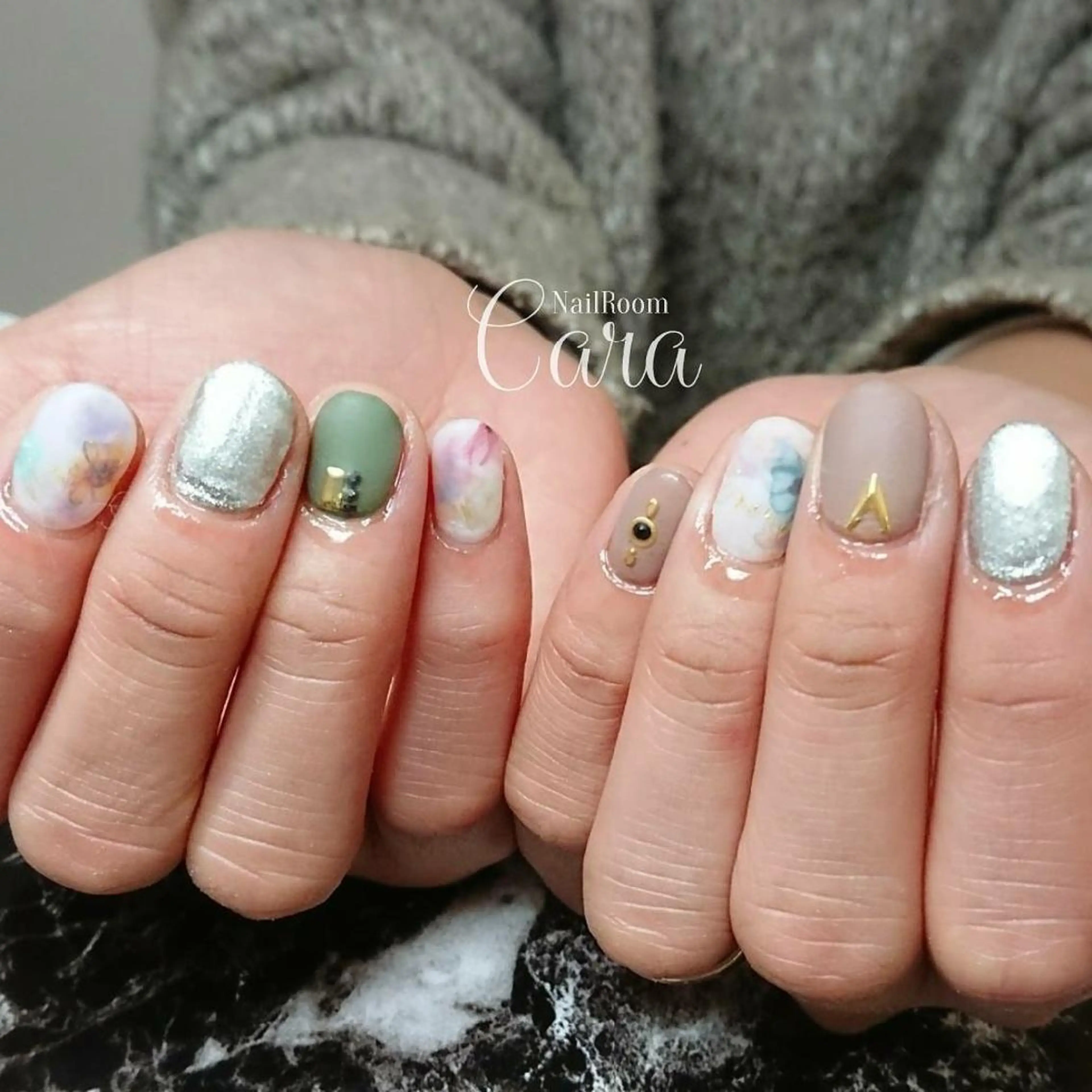 ネイル instinkt_ Mio Mizunoのネイルデザイン