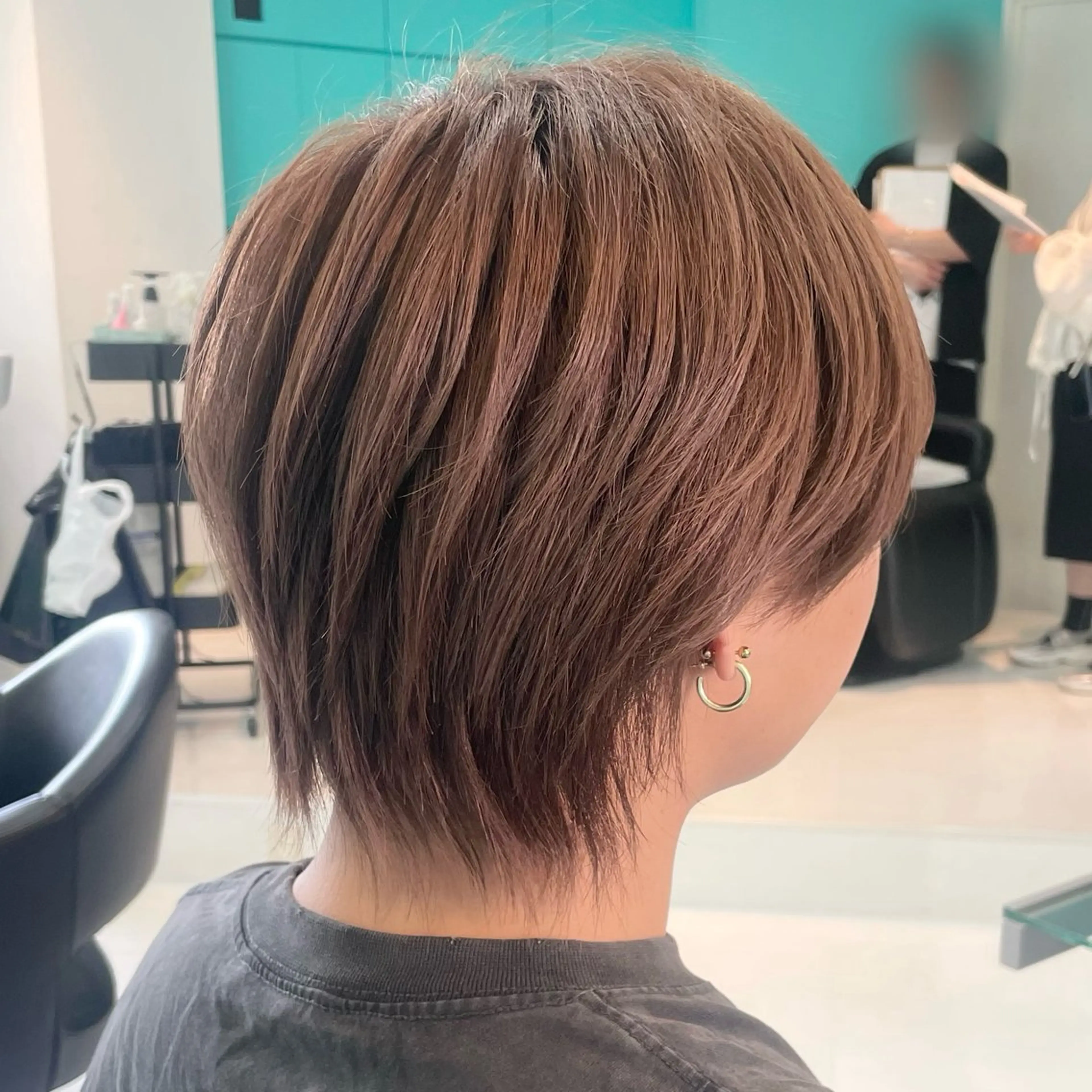 ショート カラー メンズ ブラウンカラー ココアブラウン カット ヘアカラー トリートメント 艶/透明感 🫧カラーのヘアスタイル
