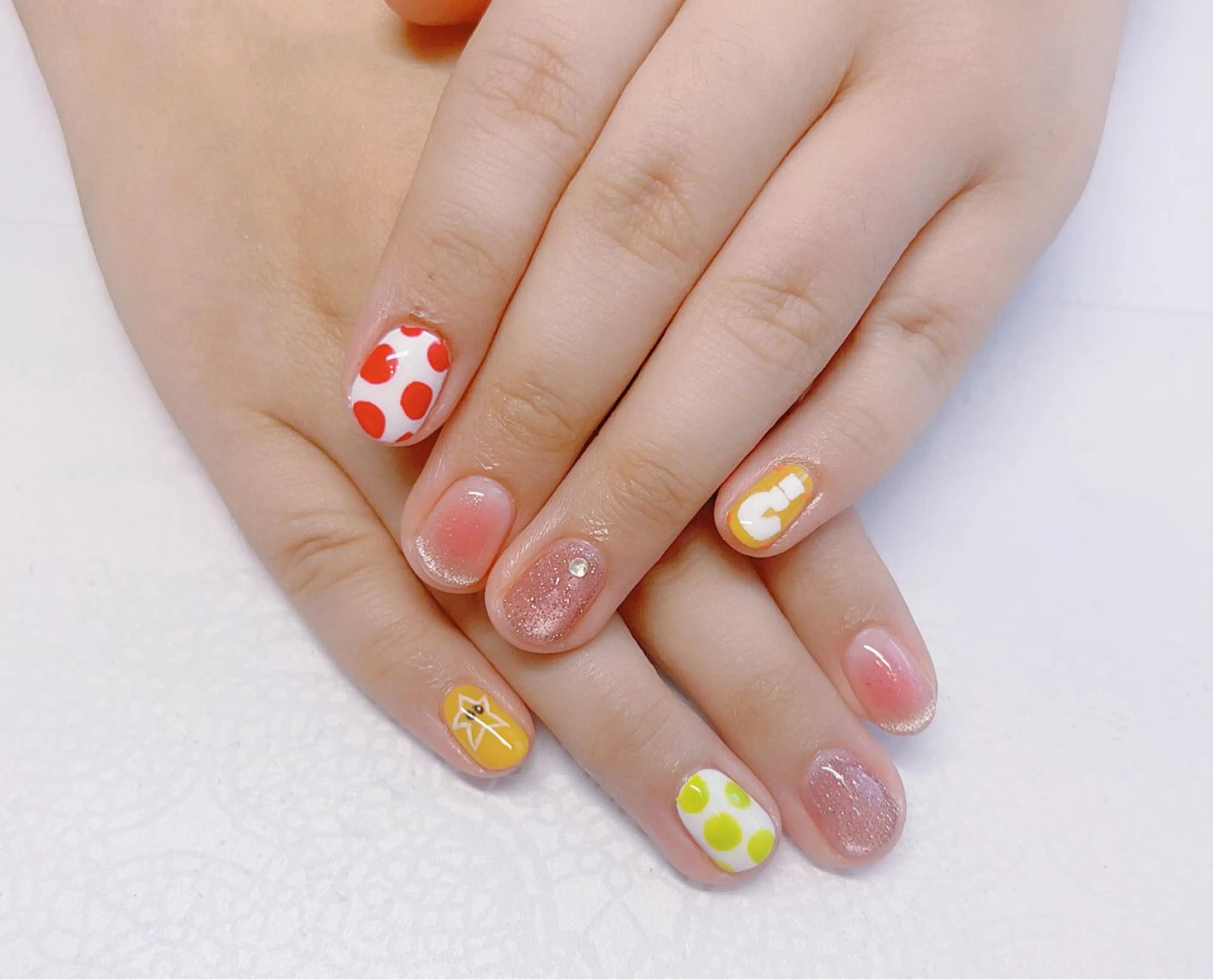 ネイル アートネイル チークネイル フットネイル フレンチネイル グラデーション MIKI （ＹＫ）のネイルデザイン