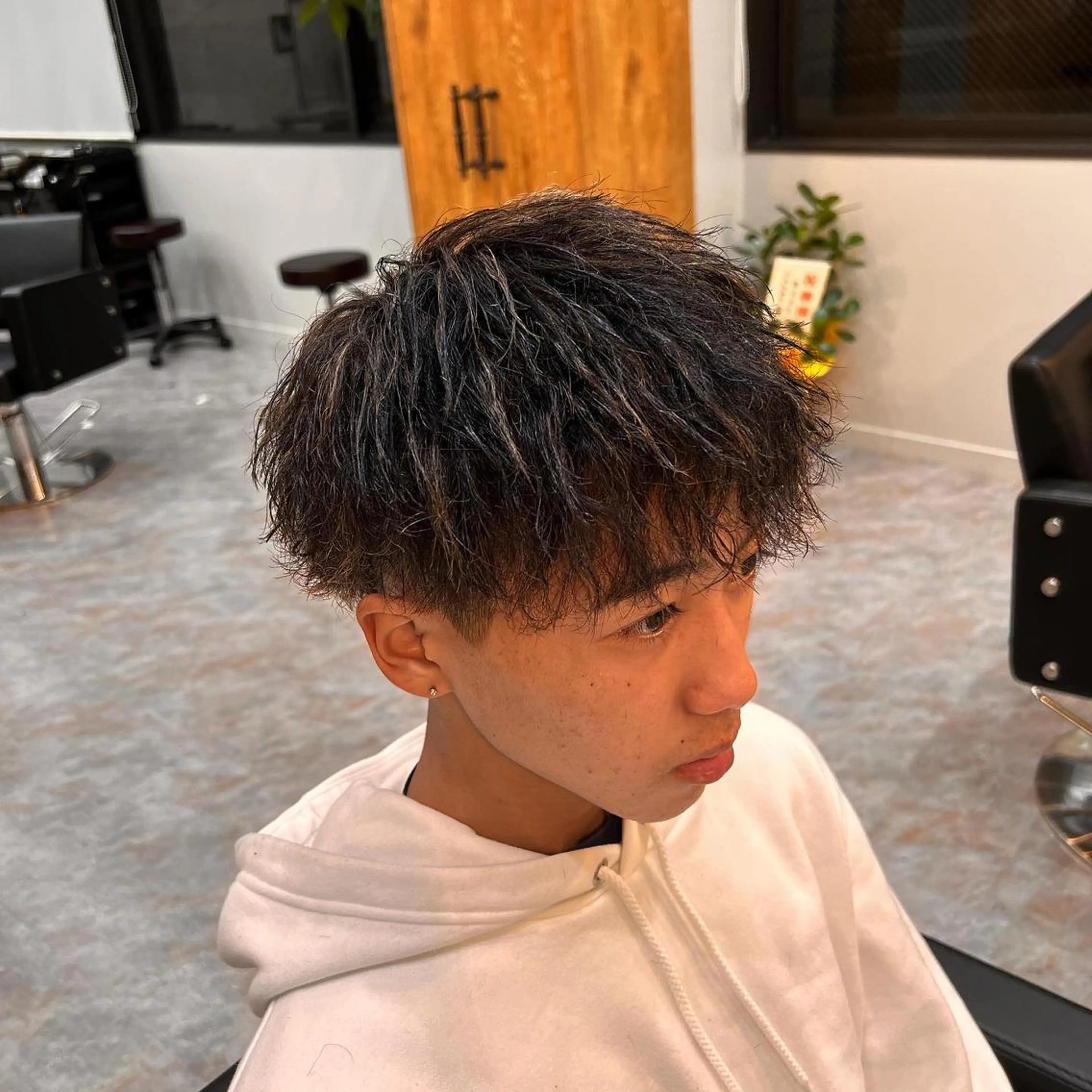ショート メンズ カット ヘアカラー パーマ メンズ専門 花瀬弘晃のヘアスタイル