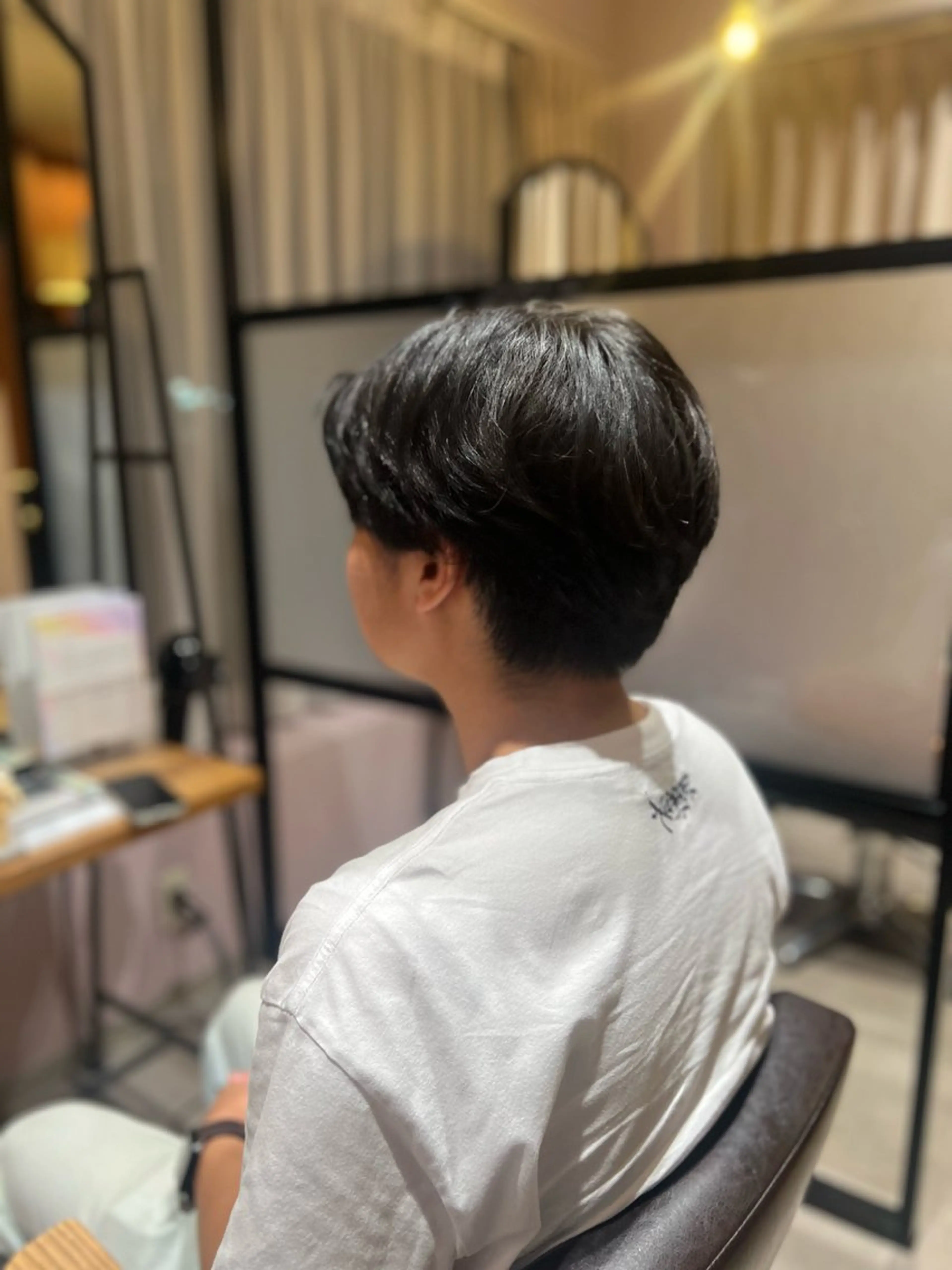 カラー メンズ 作野 潮織のヘアスタイル