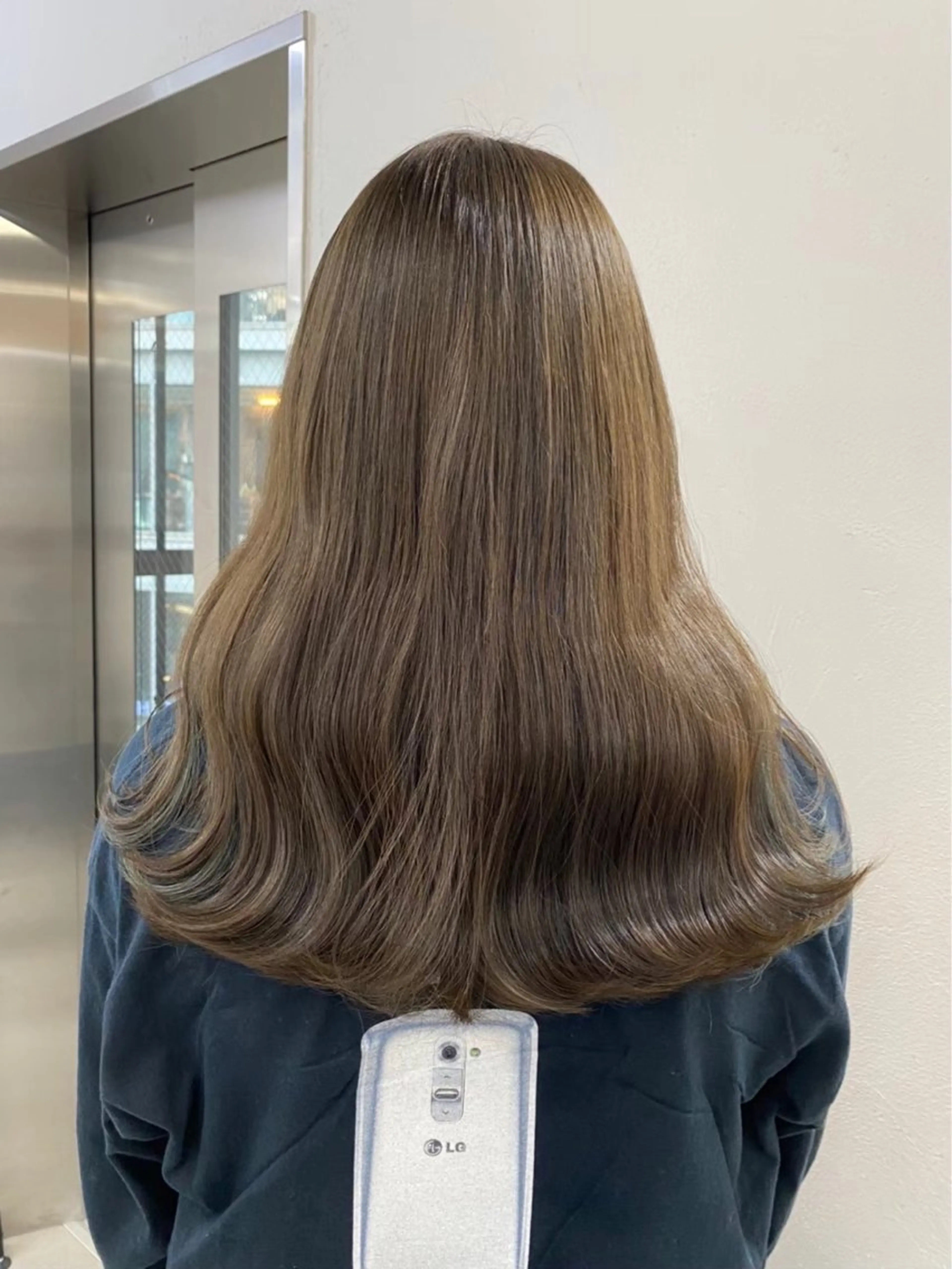 ロング カラー 🫐寒色系カラー 🫐ヤマナカリリカのヘアスタイル