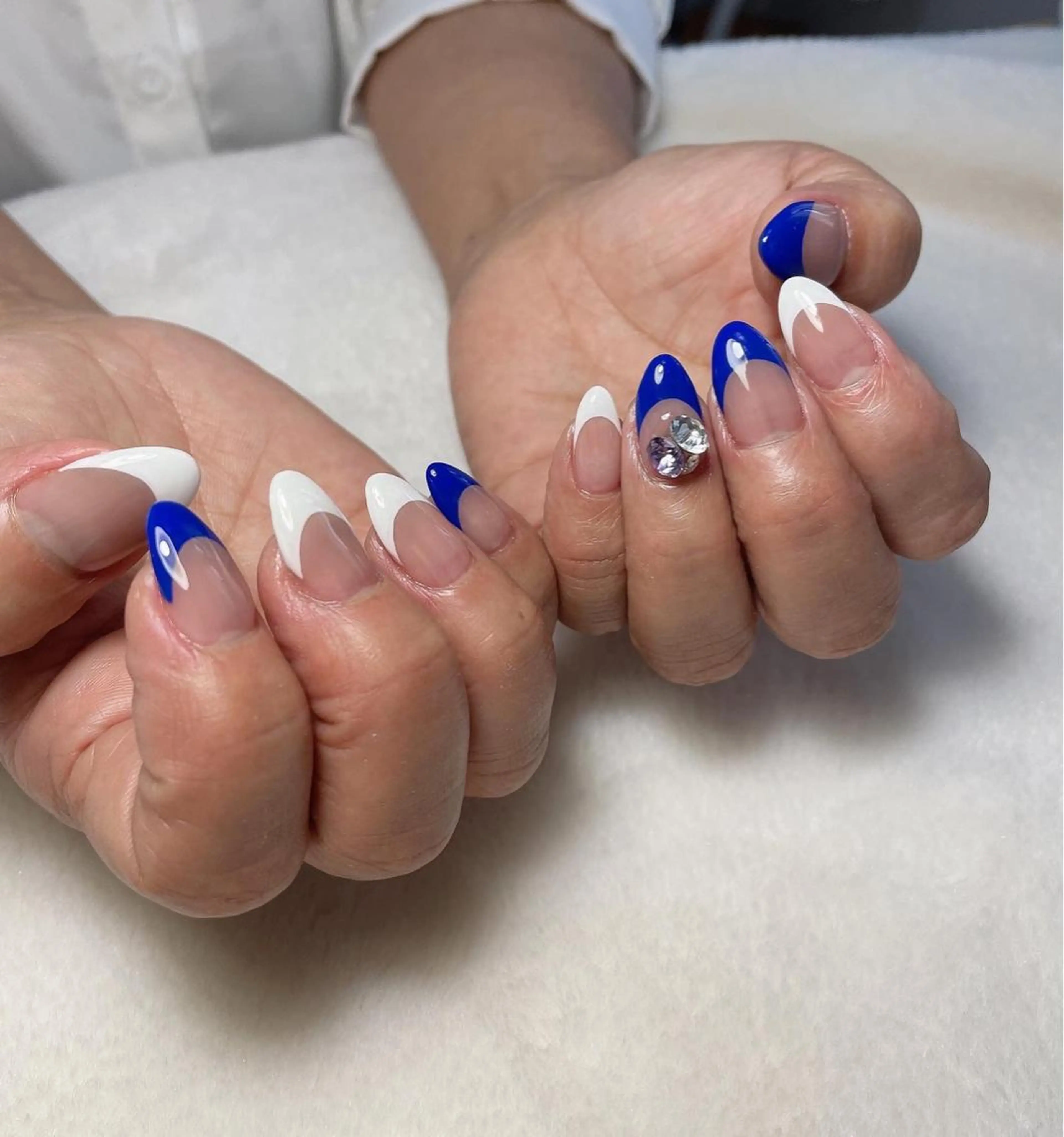 ネイル フレンチネイル ストーンネイル ハンドネイル kipinail 川﨑えりかのネイルデザイン