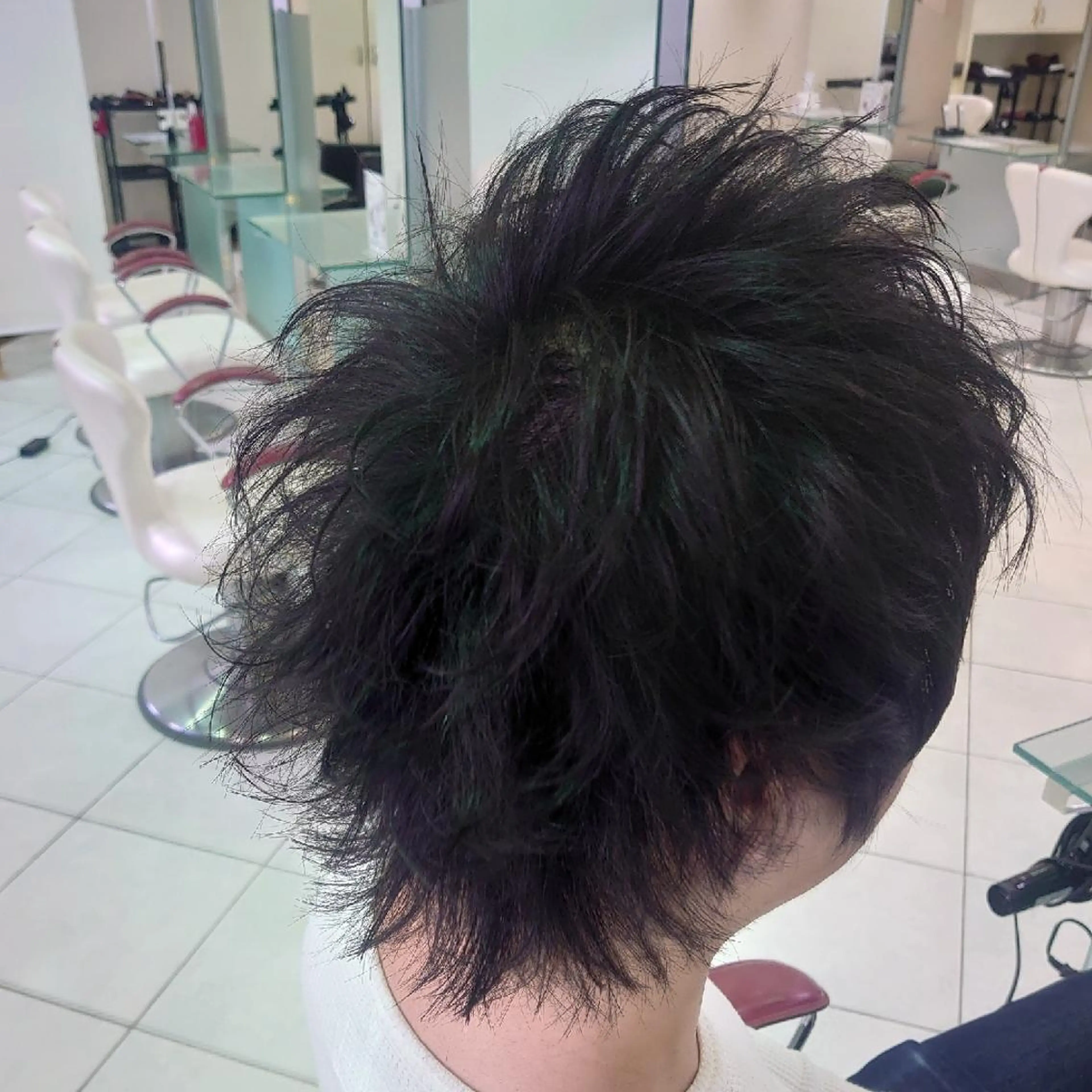 ミディアム ヘアアレンジ メンズ メンズウルフカット 外ハネヘア ウルフカット カット パーマ トリートメント 🐺一ノ瀬 凌 / デザインウルフ🐺のヘアスタイル