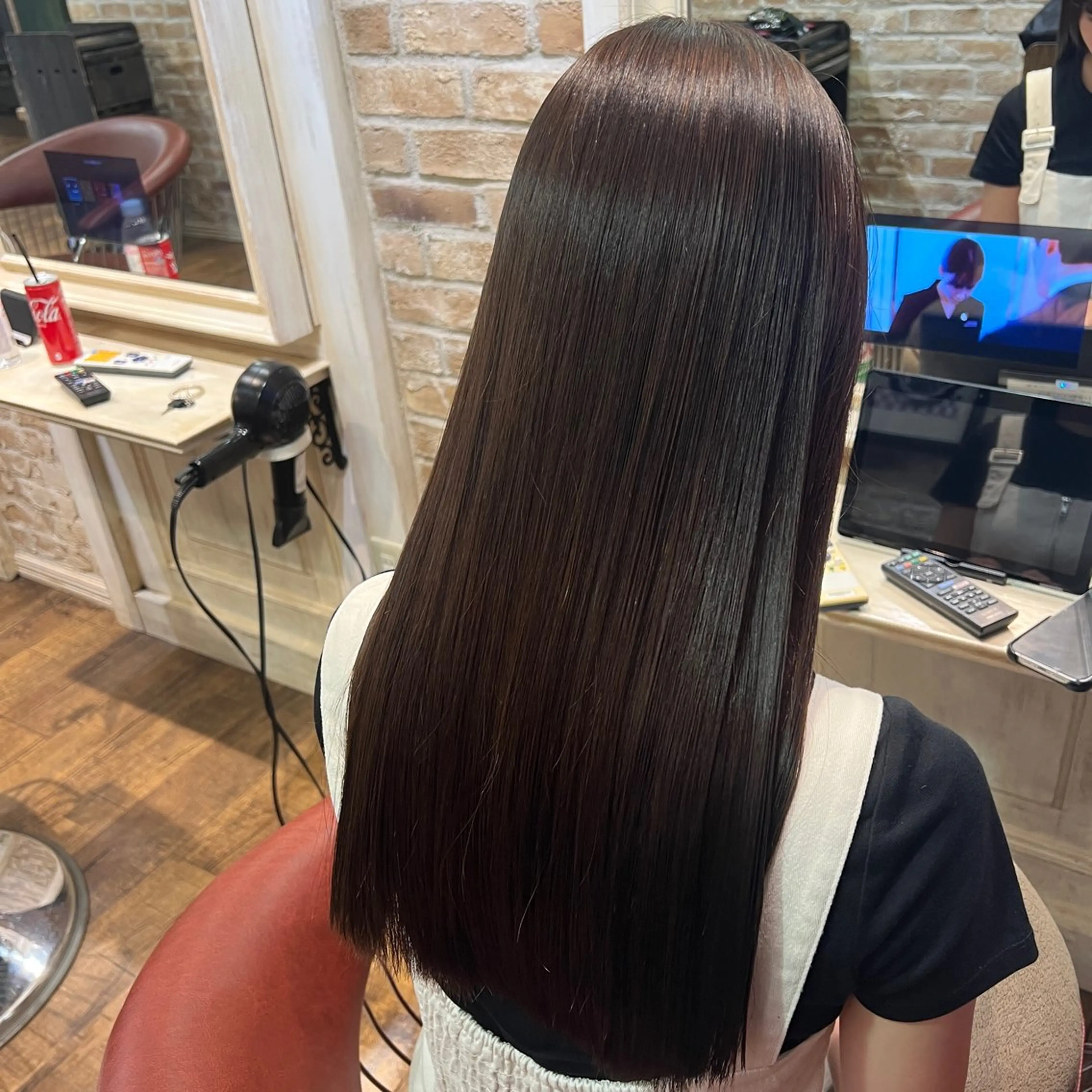 ロング 💜にしむら みく💜のヘアスタイル