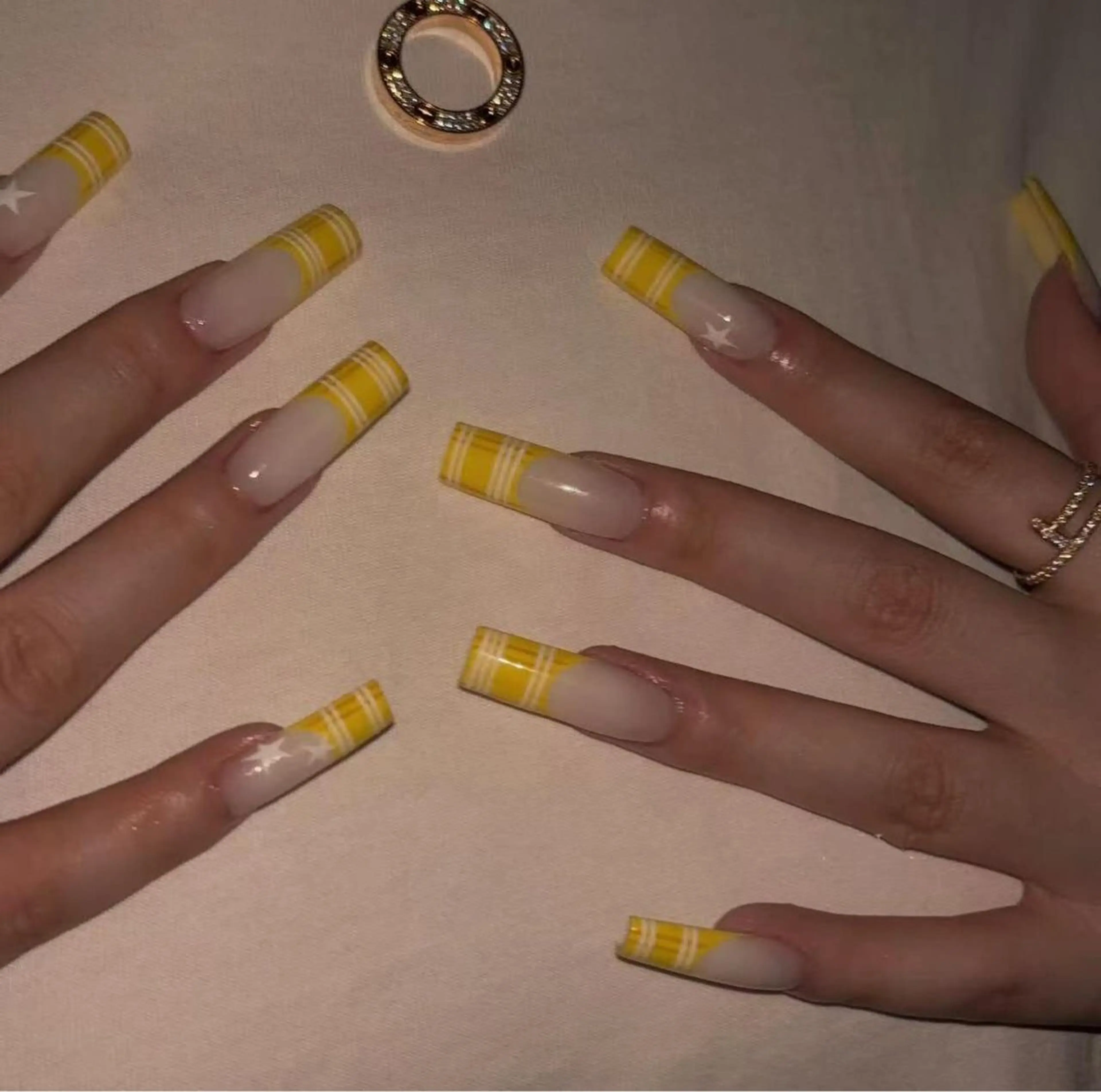 ネイル オーロラネイル フラワーネイル フットネイル フレンチネイル ジェルネイル ハンドネイル 相沢 さやかのネイルデザイン