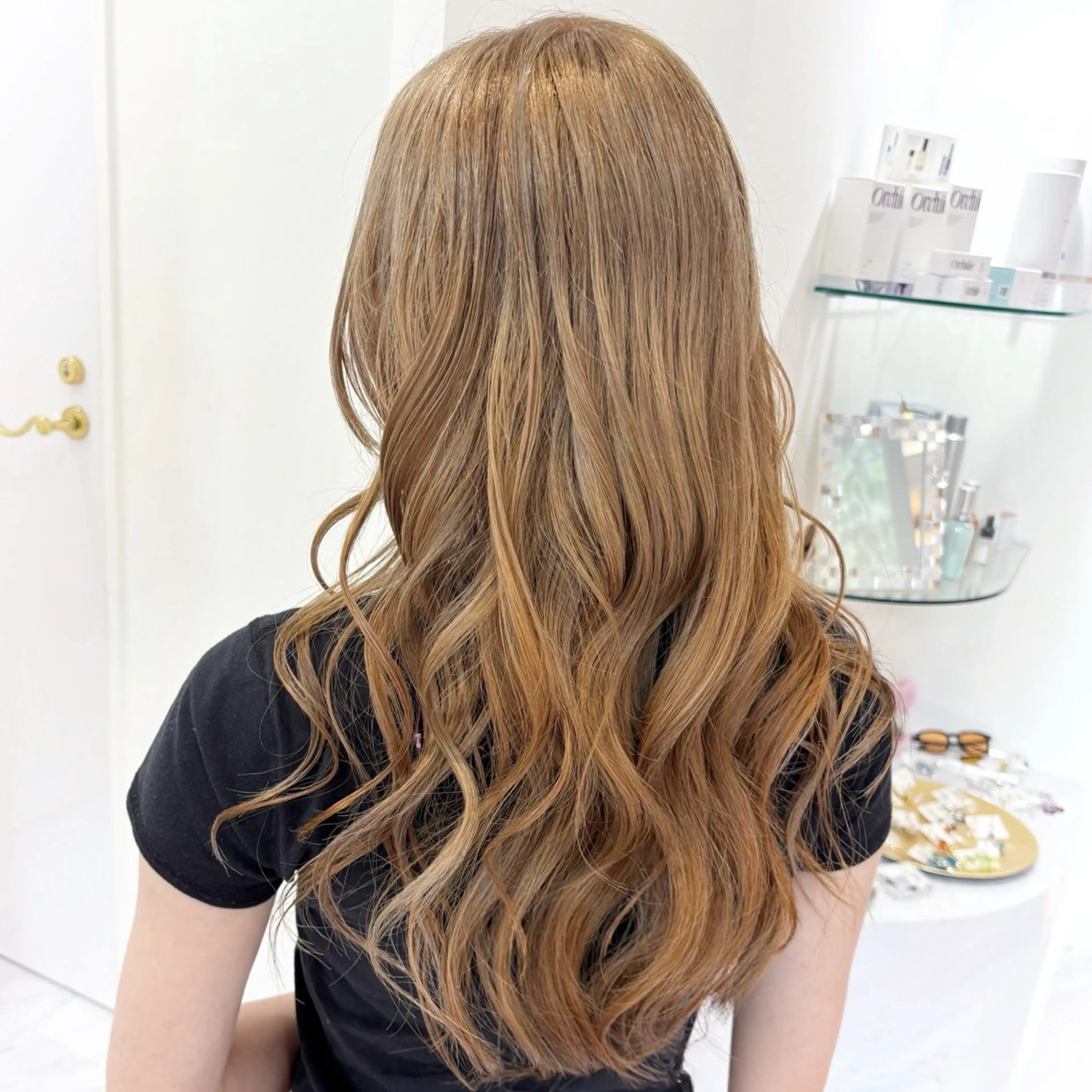 ロング カラー ベージュカラー ブリーチ ヘアカラー Ayu🍯/名駅/ ハイトーン/ヘアメのヘアスタイル