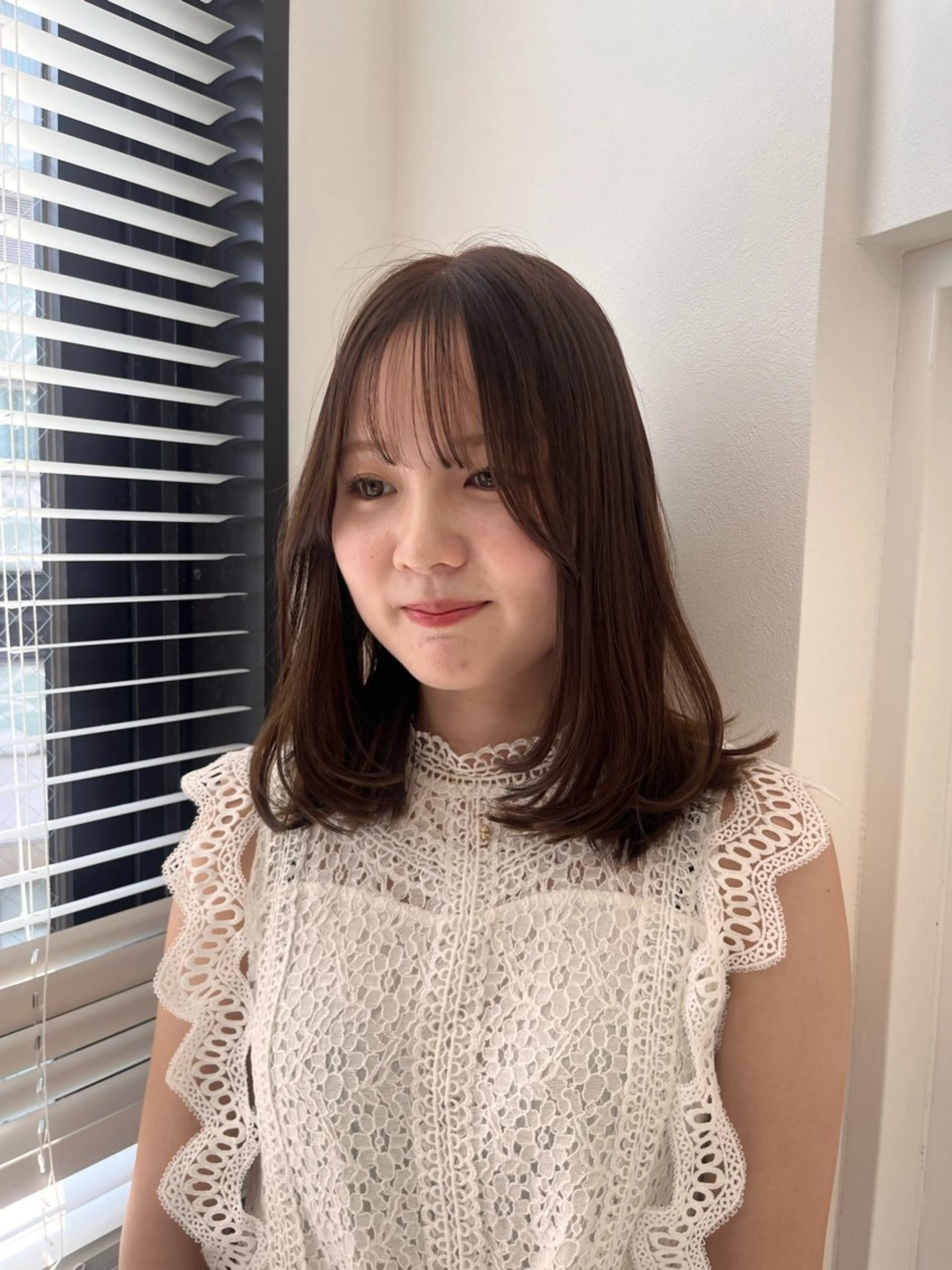 【🫧２番人気メニュー🫧】 選べるベージュorオリーブワンカラー➕オリジナルトリートメント➕コテ巻き仕上げ☁️🫧🤍の写真