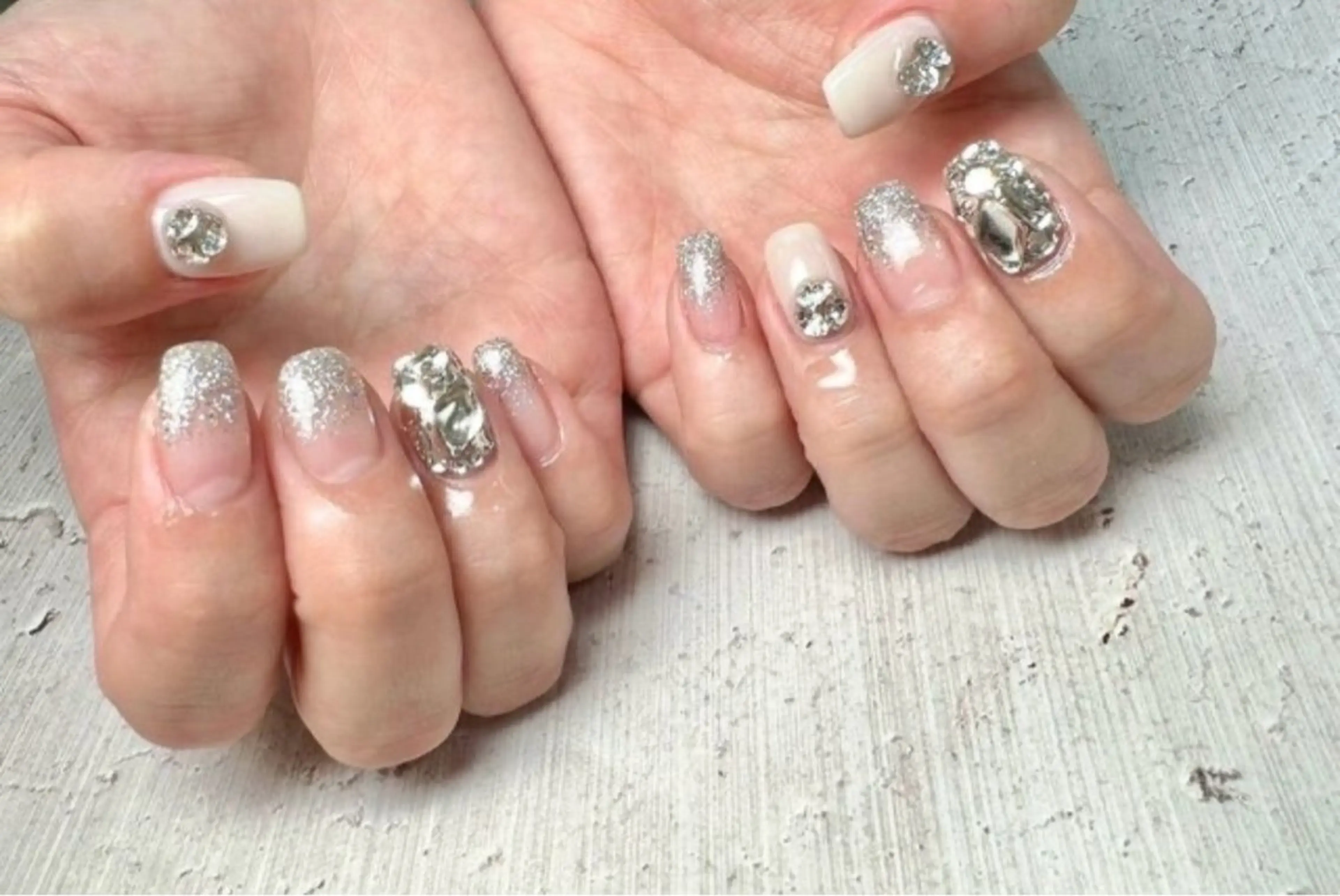 ネイル ハンドネイル Queennail 北堀江AYAのネイルデザイン