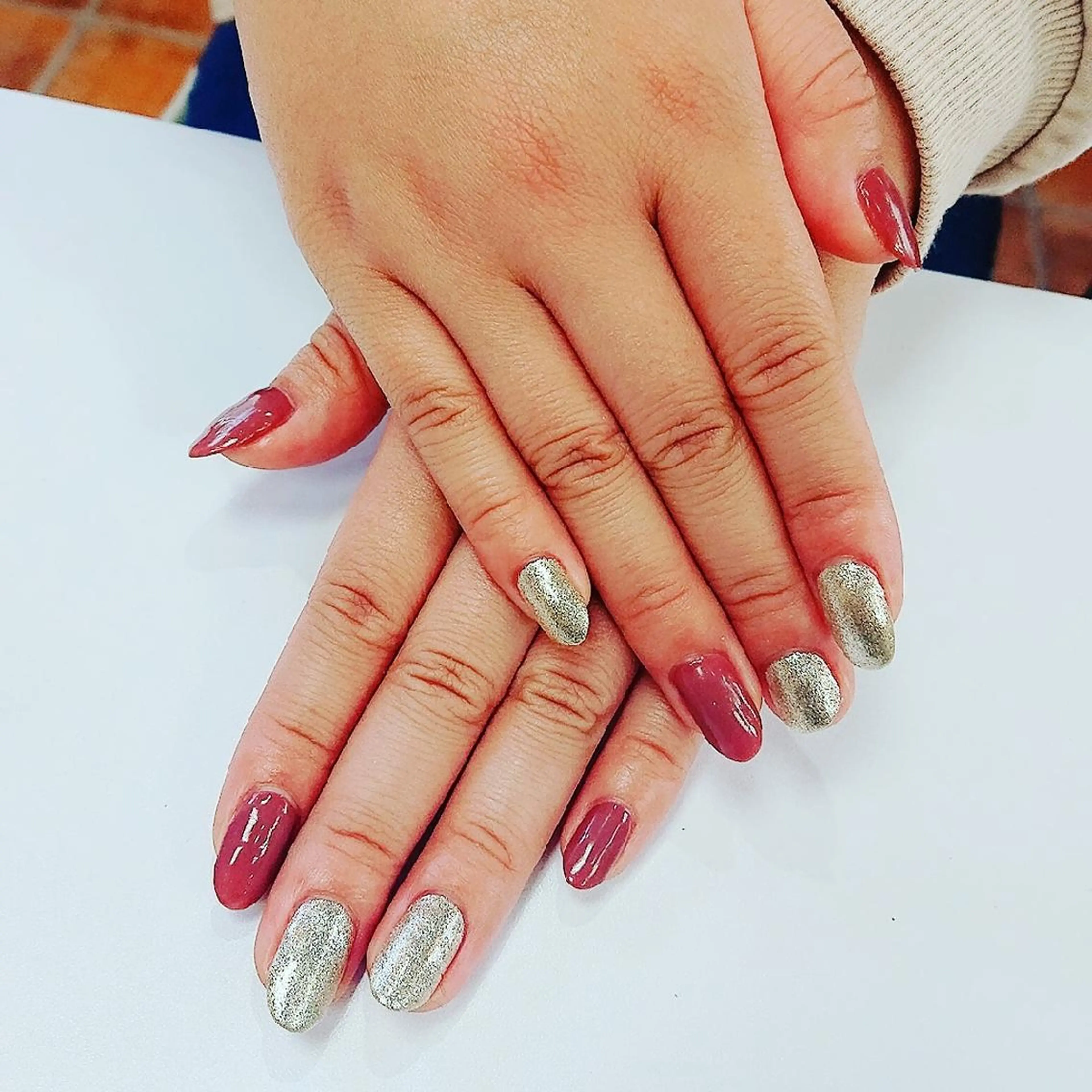 ネイル ゴールド ピンク 🍒当日もOK🍒 𝑳𝑼𝑵𝑨花井のネイルデザイン