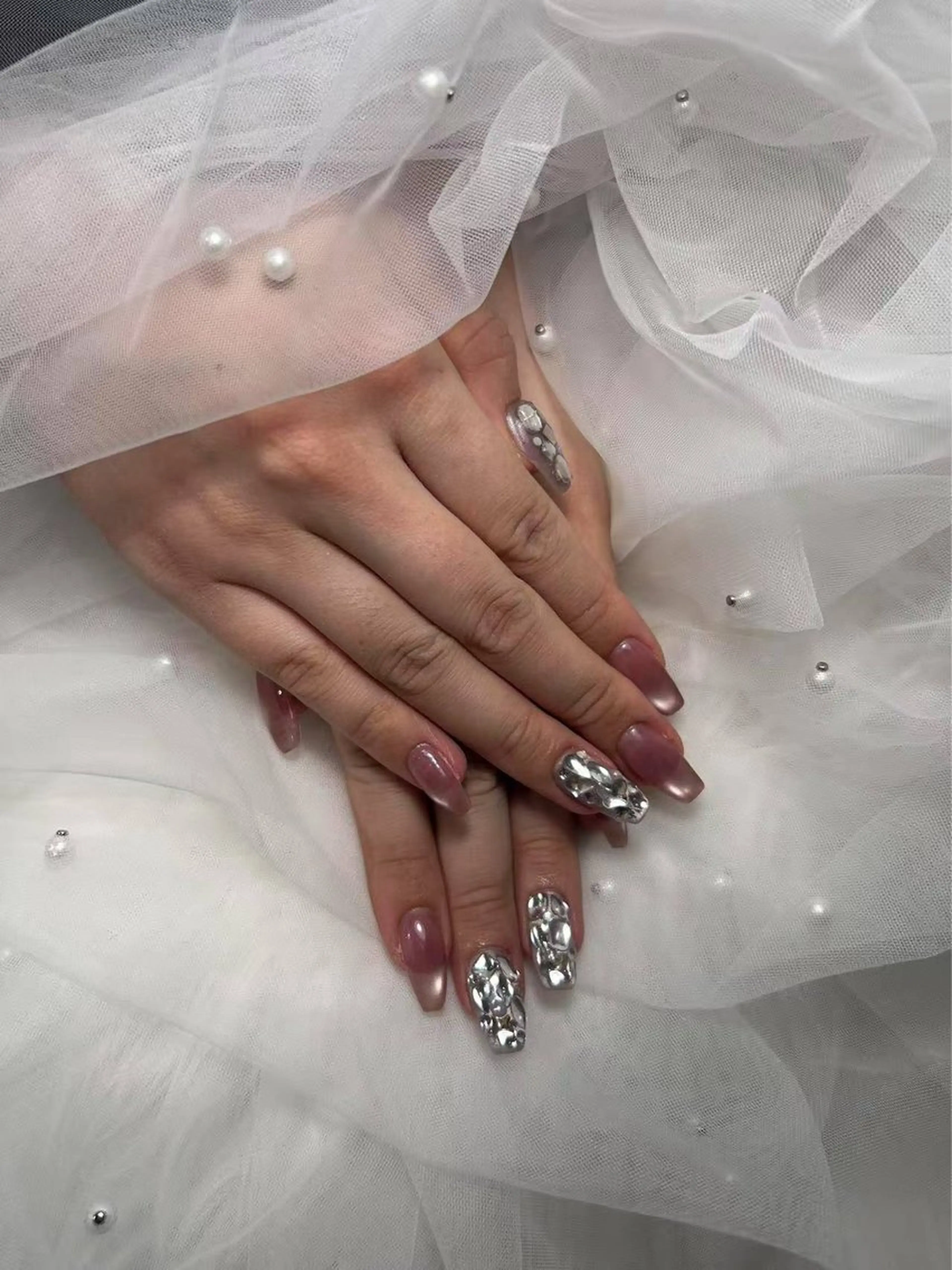 ネイル 持ち込み ハンドネイル Laule’a Nail新宿所属・ミナ🌈 Laule'aのネイルデザイン