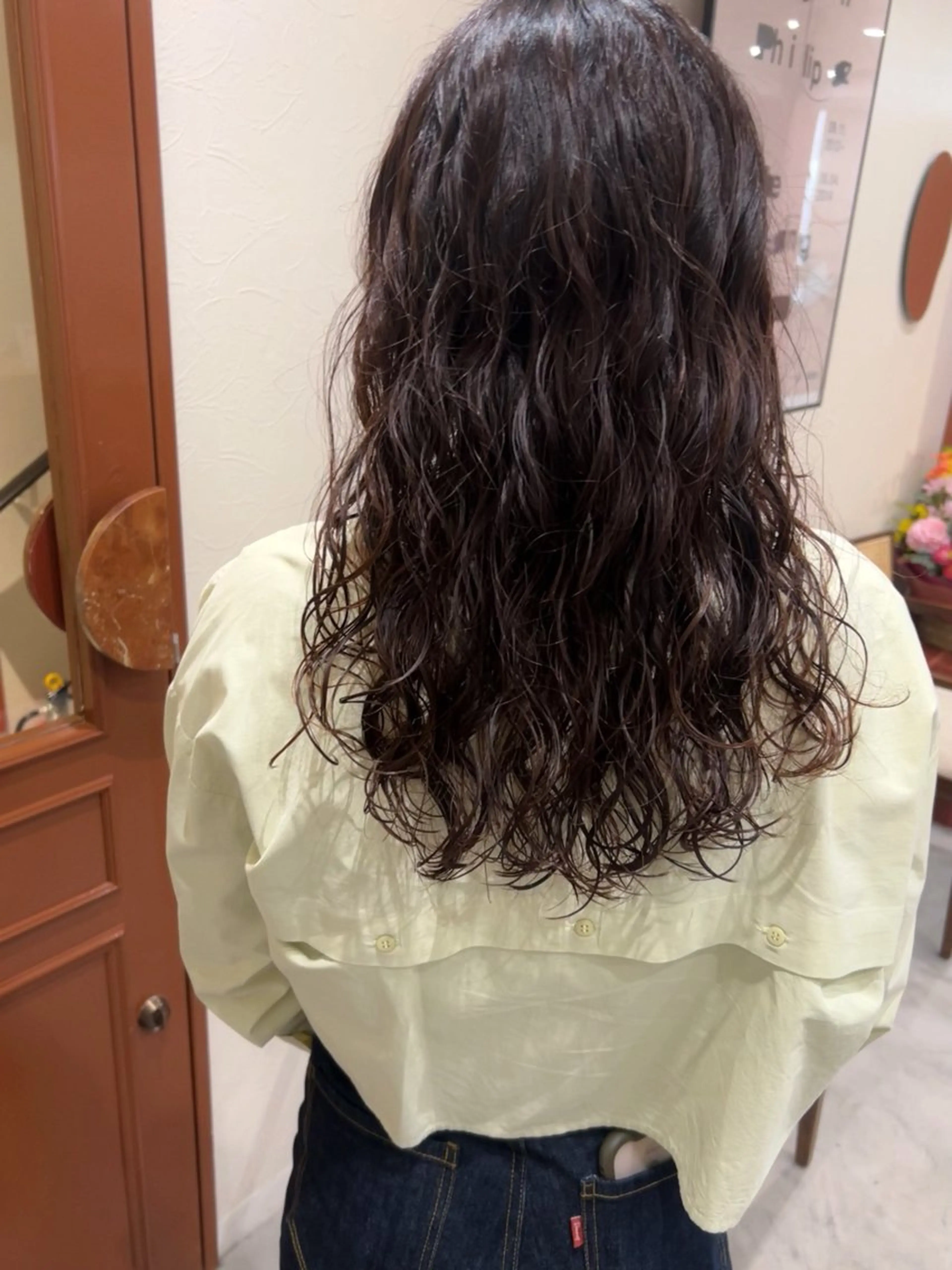 ロング パーマ rena ✶伏見/顔周りカットのヘアスタイル