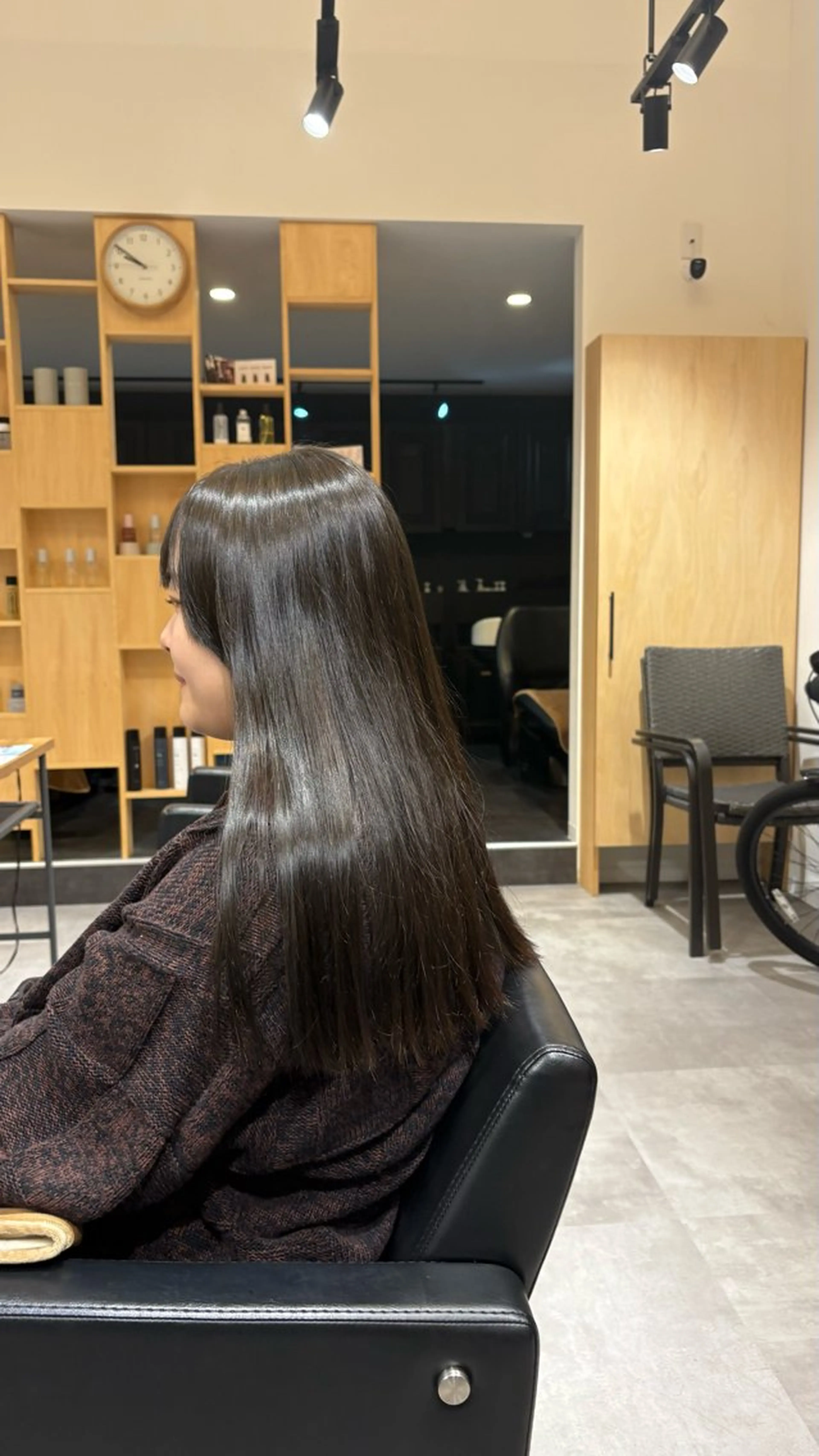 ロング カラー ヘアカラー 滑川 吏音のヘアスタイル