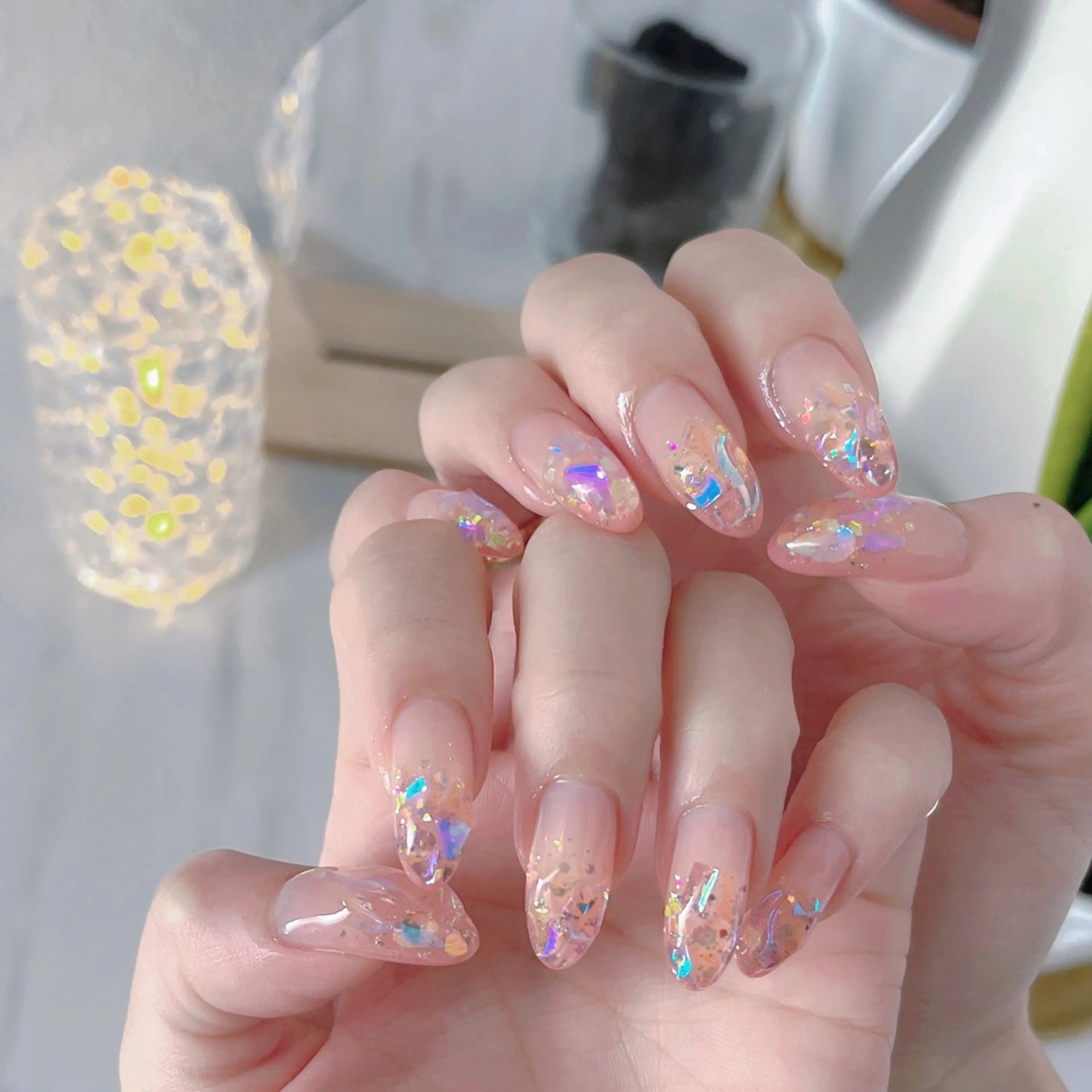 ネイル フットネイル フレンチネイル ジェルネイル ラメ(グリッター) ラメグラデーション ハンドネイル NEO Beauty Salon所属・𝐍𝐄𝐎 𝐉𝐔𝐑𝐈のネイルデザイン