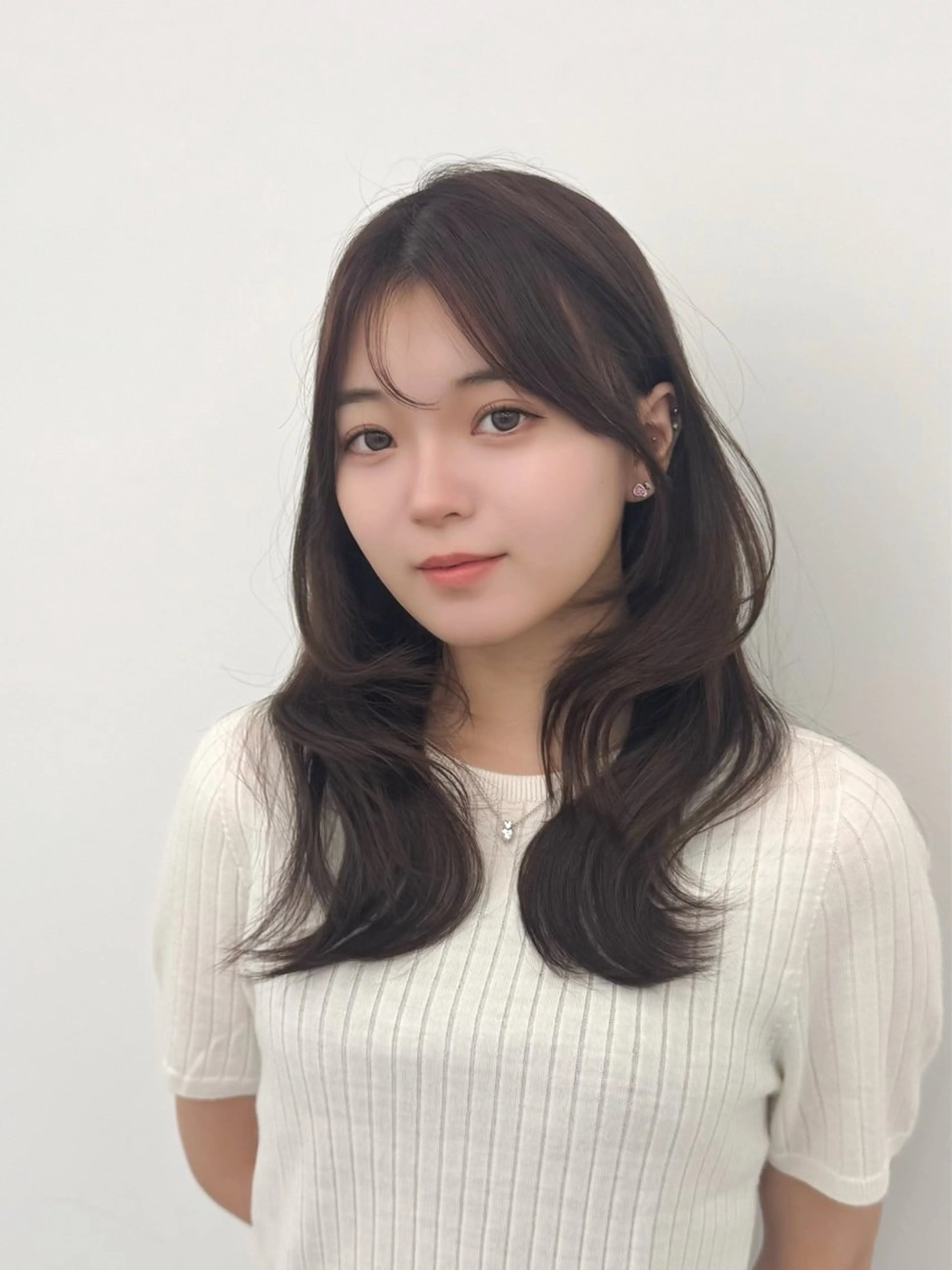 ミディアム カラー ヘアアレンジ カット ヘアカラー トリートメント 最小顔周り レイヤー特化/こうきのヘアスタイル